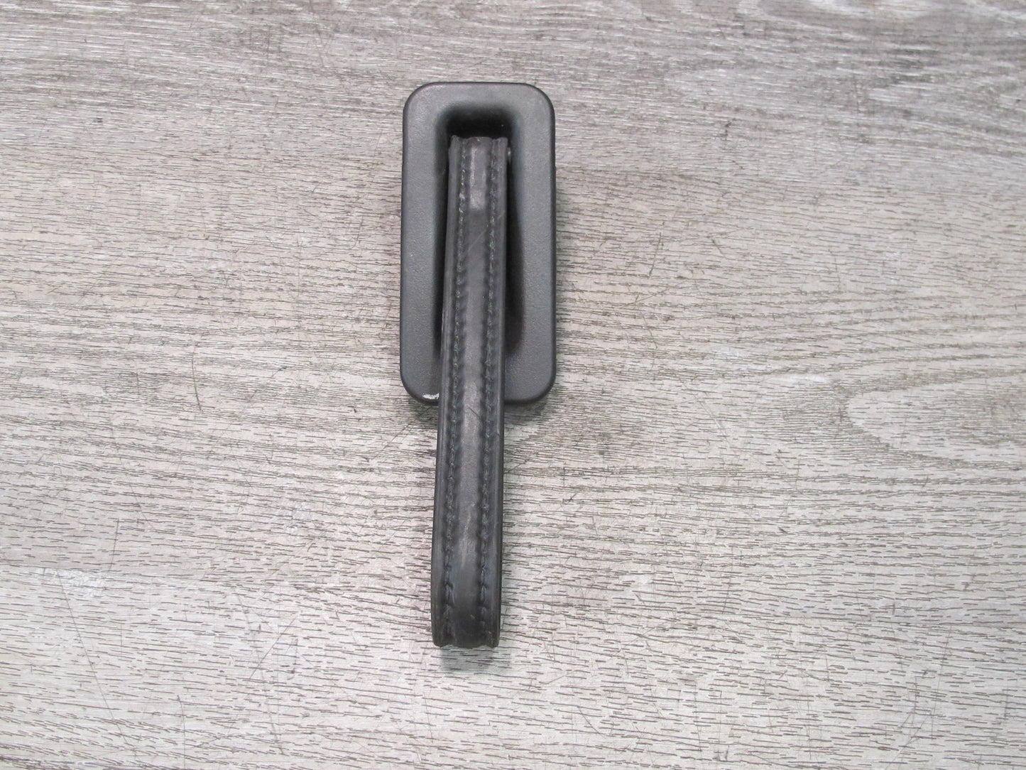 2003-2007 Hummer H2 Rear Trunk Liftgate Assist Pull Lift Strap Handle 15753235