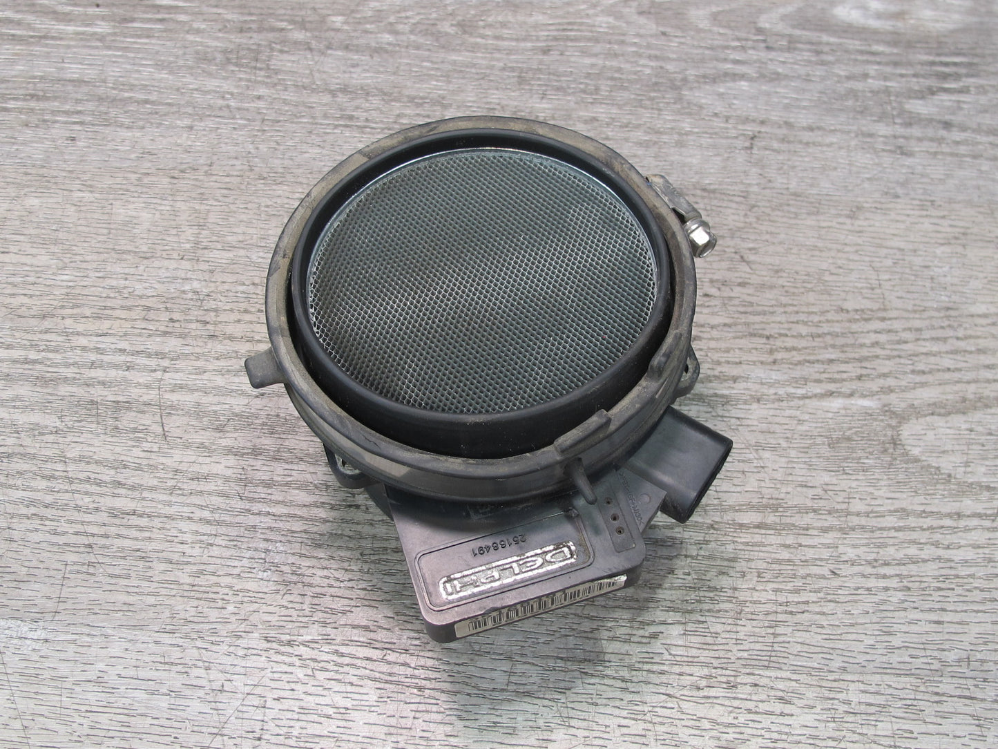 2003-2007 Hummer H2 Air Intake Mass Air Flow Meter MAF Sensor 25168491