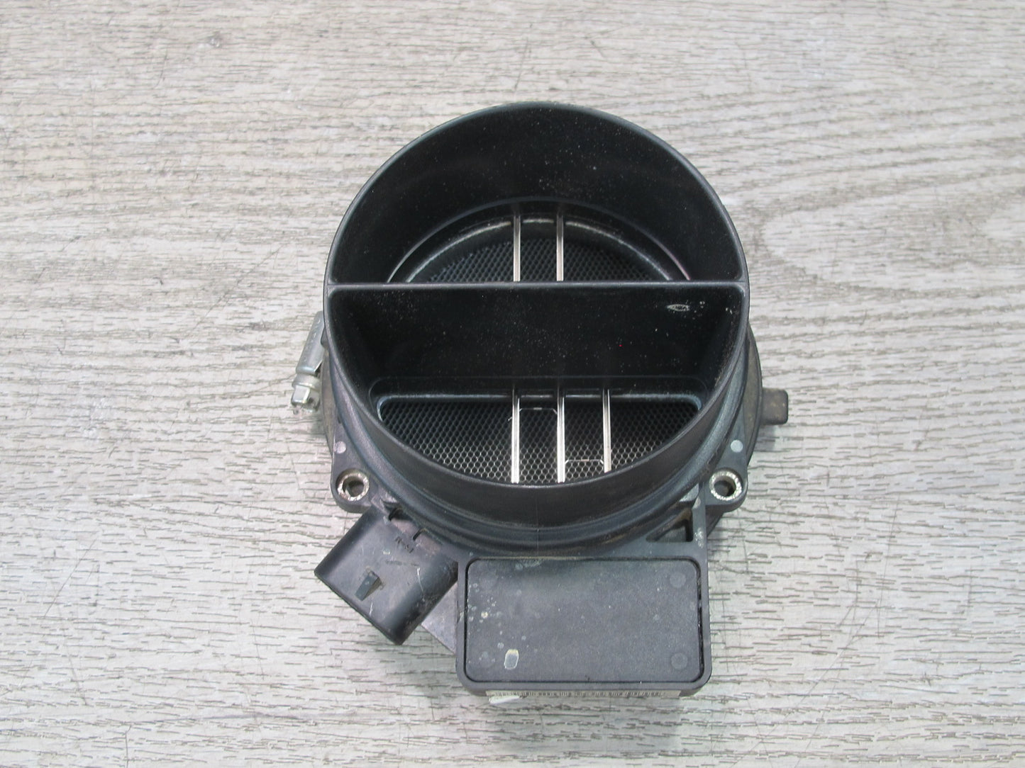 2003-2007 Hummer H2 Air Intake Mass Air Flow Meter MAF Sensor 25168491