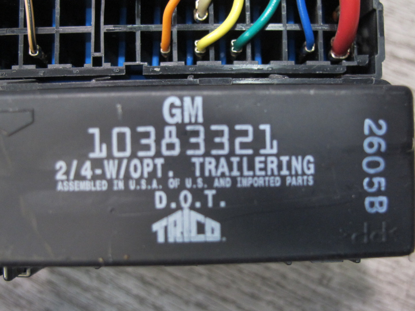 2005-2007 Hummer H2 Dash Cabin Interior Junction Fuse Relay Box 15266952