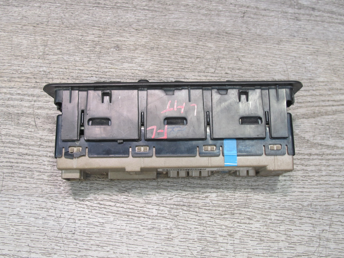 2005-2007 Hummer H2 Front Left Door Master Power Window Mirror Switch w Trim