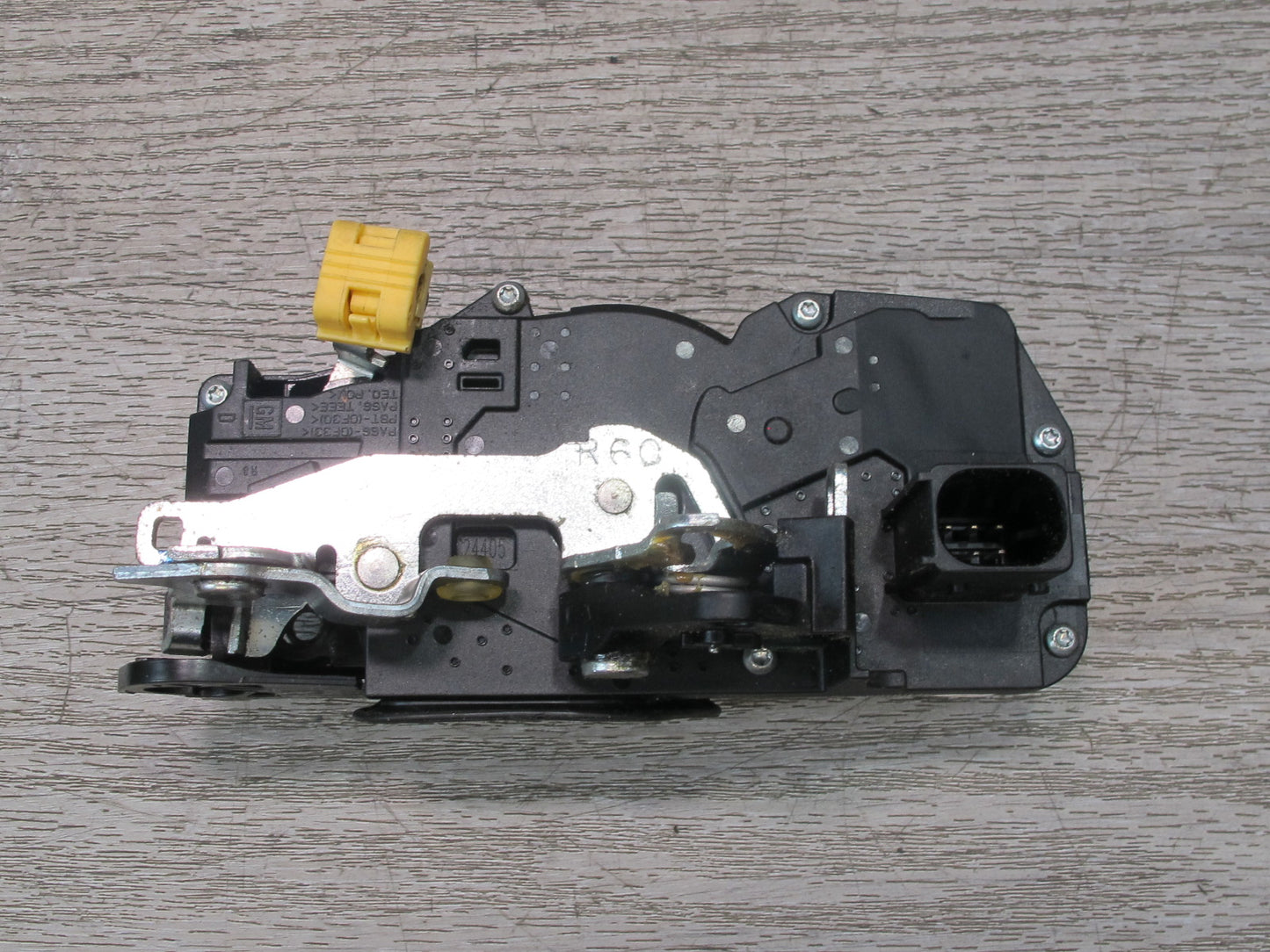 2006-2007 Hummer H2 Front Right Door Lock Latch Actuator 15277648