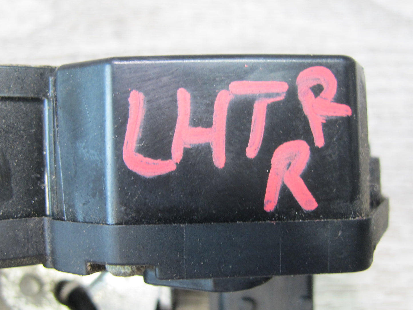 2003-2007 Hummer H2 Rear Right Door Lock Latch Actuator 15254039