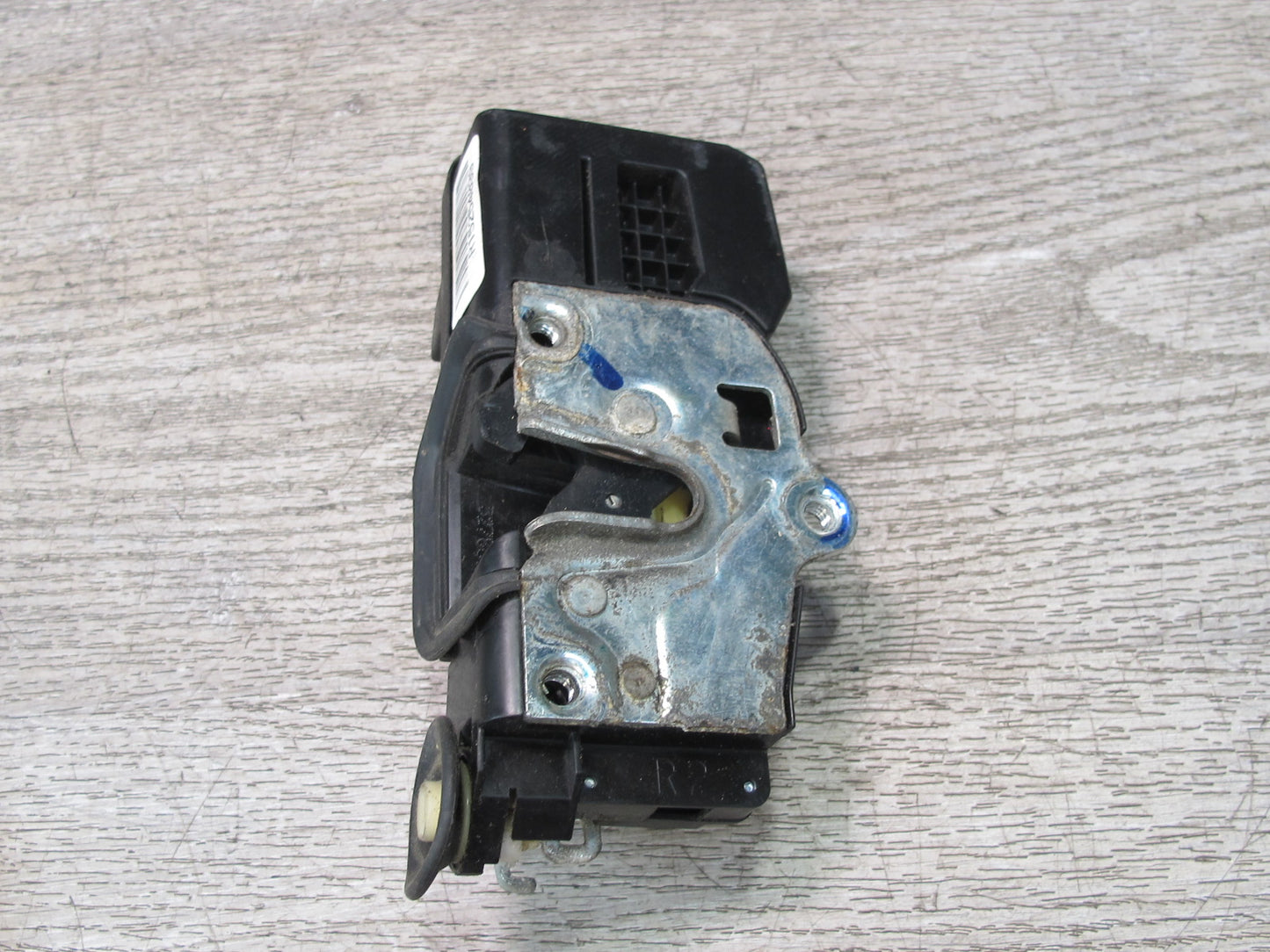 2003-2007 Hummer H2 Rear Right Door Lock Latch Actuator 15254039