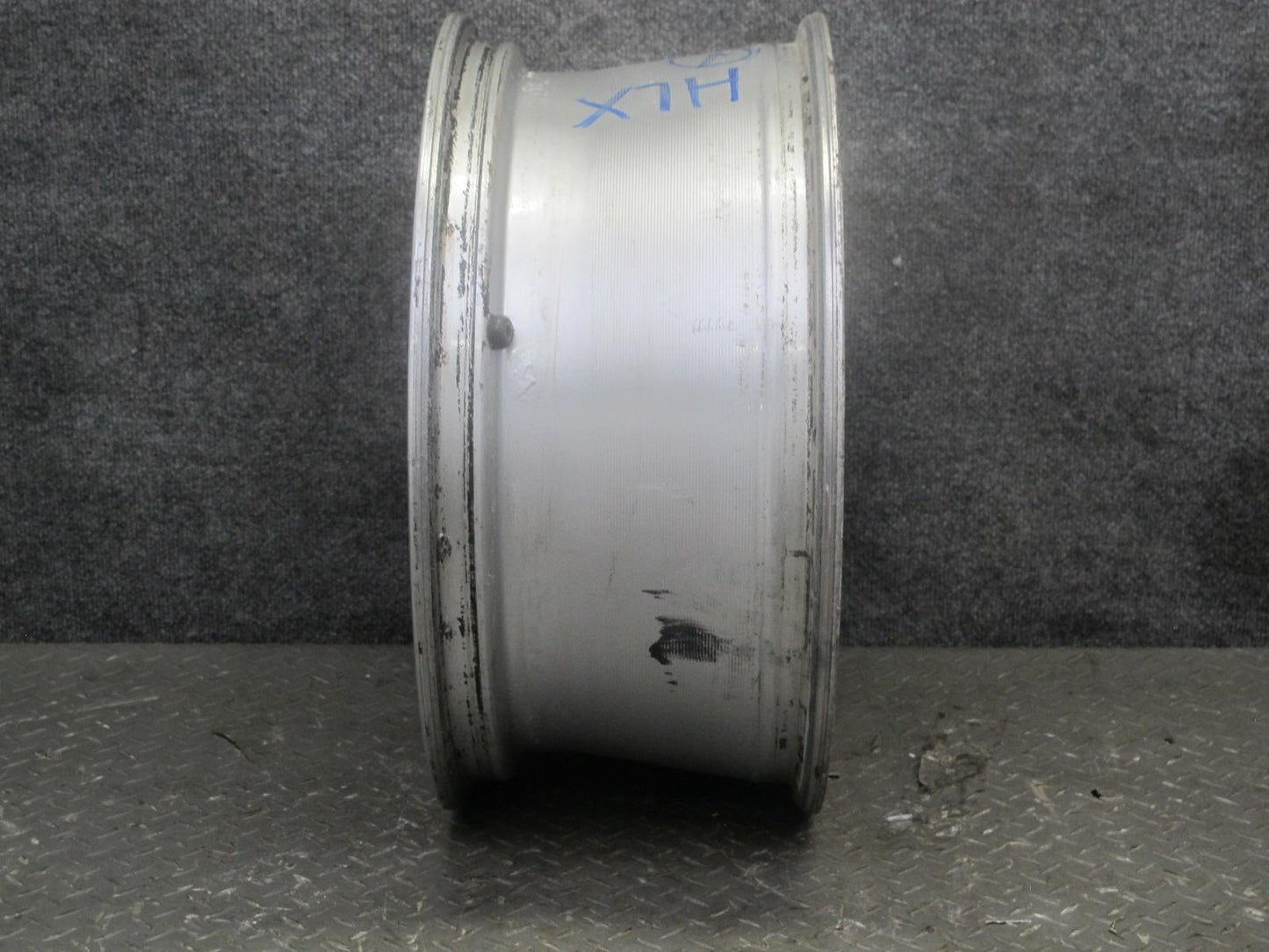 2003-2005 Lexus UZJ100L LX470 Factory 18" R18 Alloy Wheel Rim 18x8J ET60