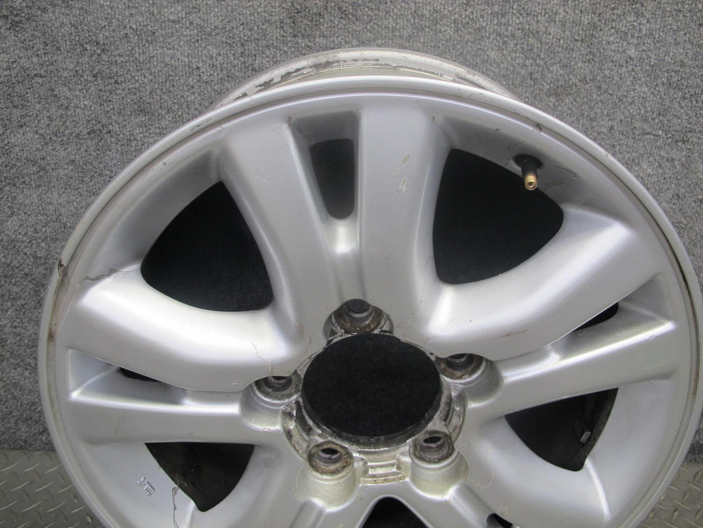 2003-2005 Lexus UZJ100L LX470 Factory 18" R18 Alloy Wheel Rim 18x8J ET60