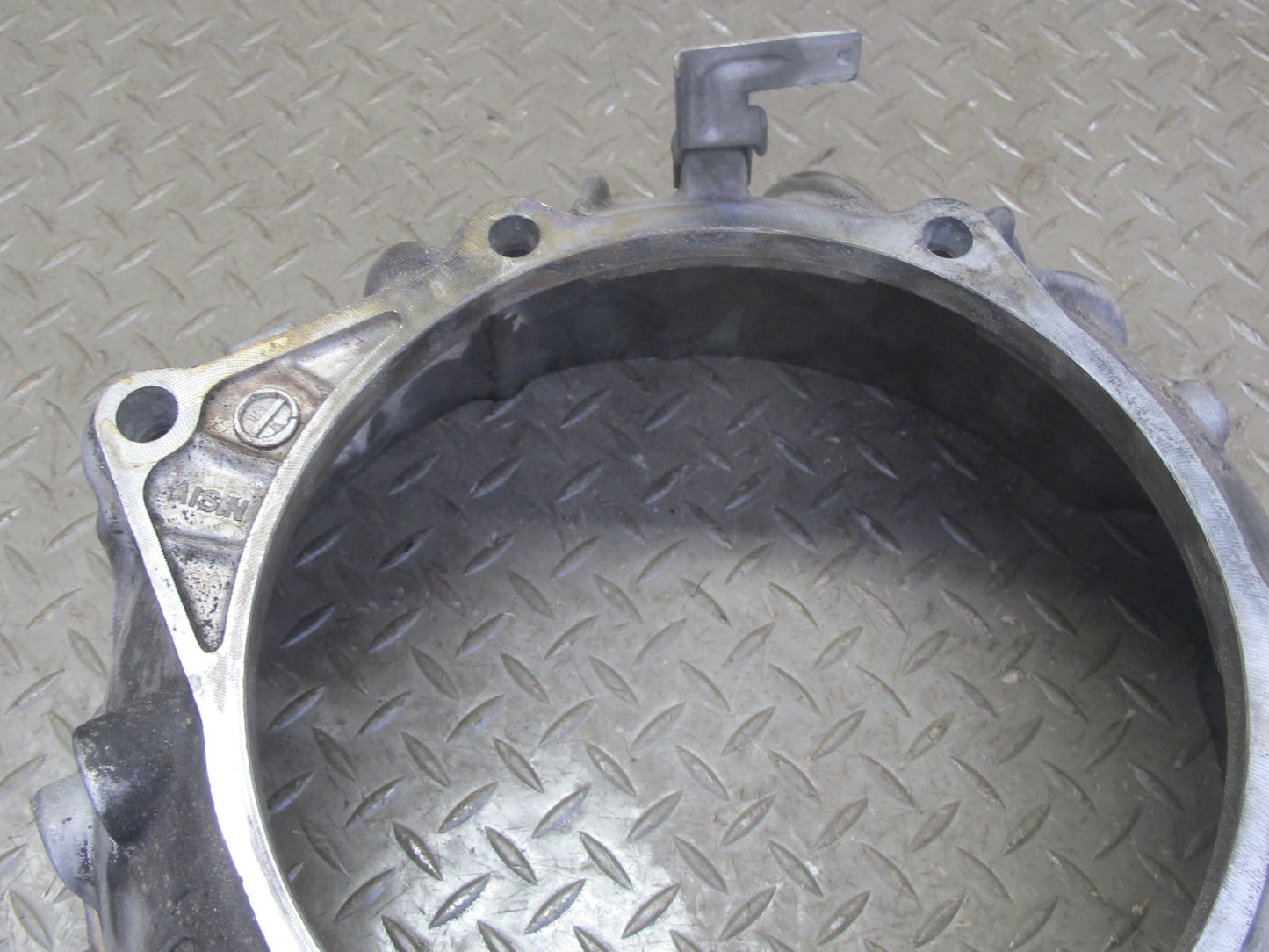 1997 Lexus UZZ30L SC400 1UZFE A340E A/T Automatic Transmission Bell Housing OEM