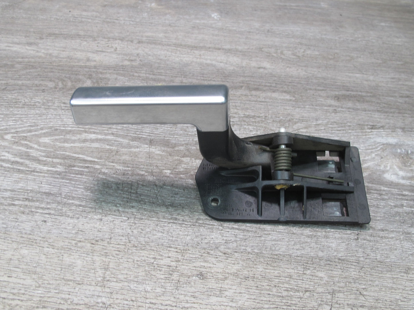 2003-2007 Hummer H2 Front or Rear Left Door Interior Chrome Handle