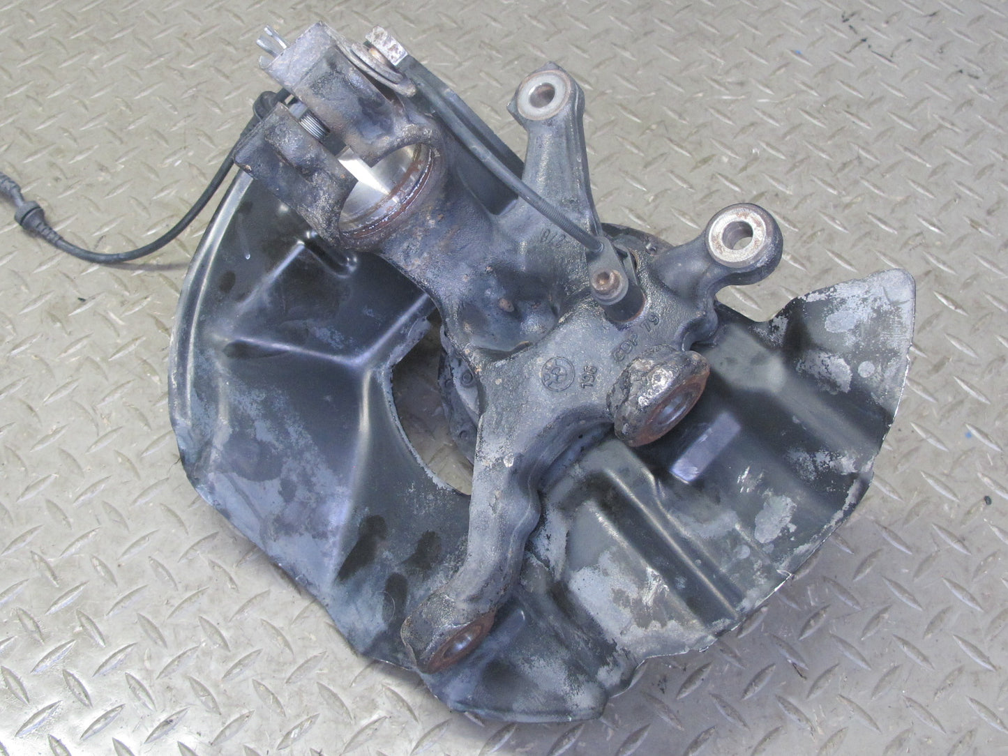 03-08 BMW E85 Z4 RWD Front Right Spindle Knuckle Wheel Hub Bearing 96K Miles OEM
