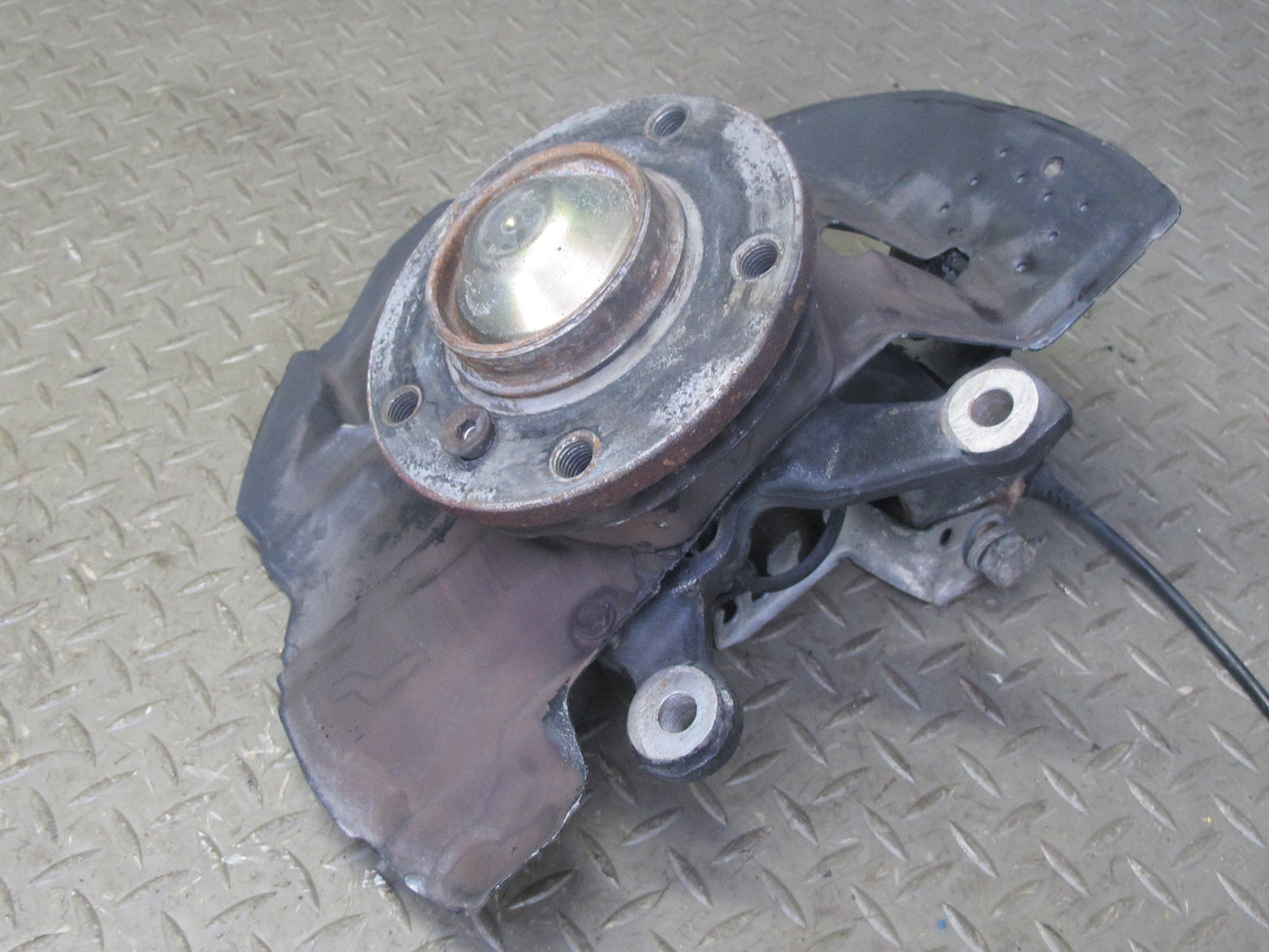 03-08 BMW E85 Z4 RWD Front Left Spindle Knuckle Wheel Hub Bearing 96K Miles OEM