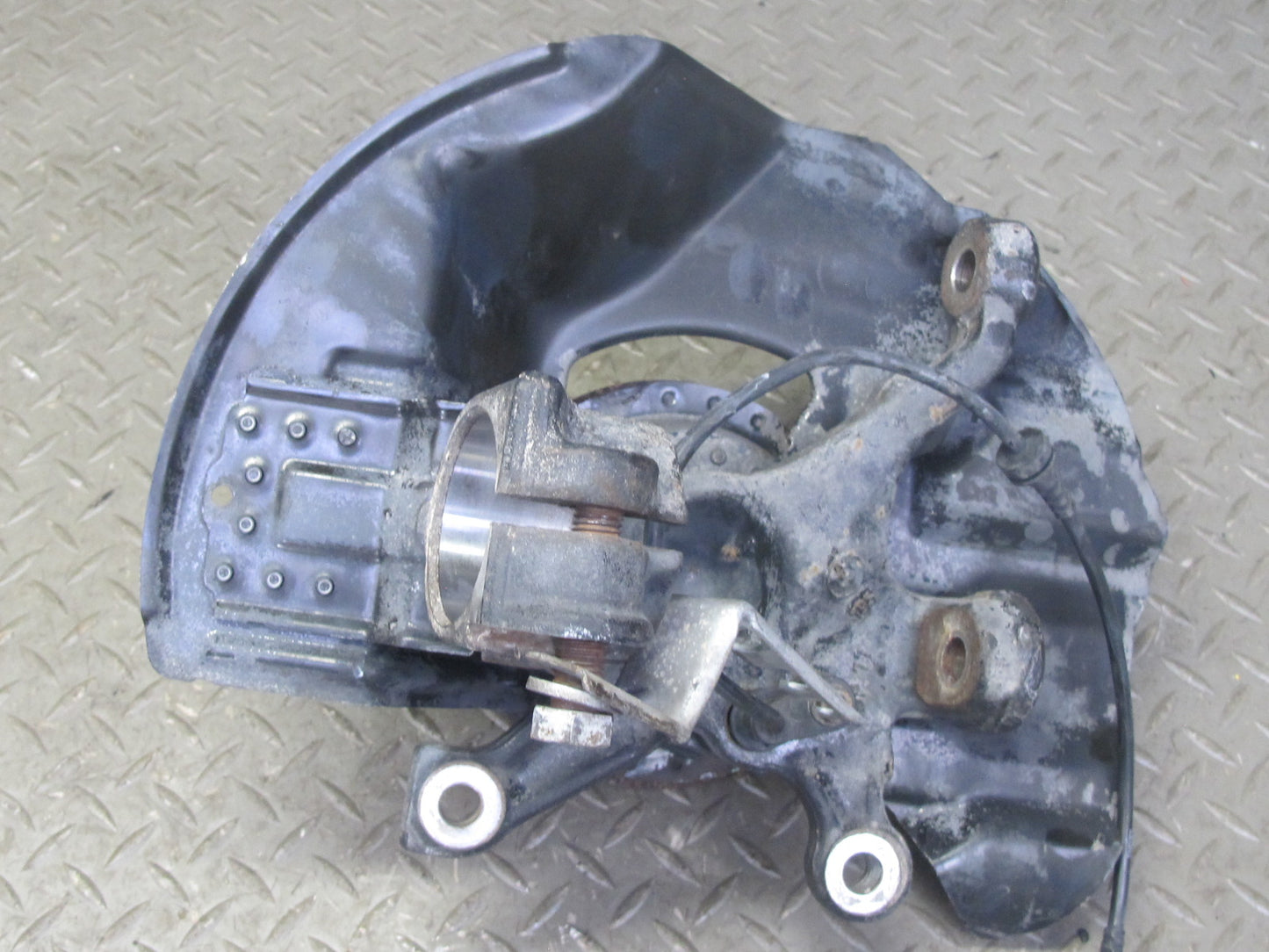 03-08 BMW E85 Z4 RWD Front Left Spindle Knuckle Wheel Hub Bearing 96K Miles OEM