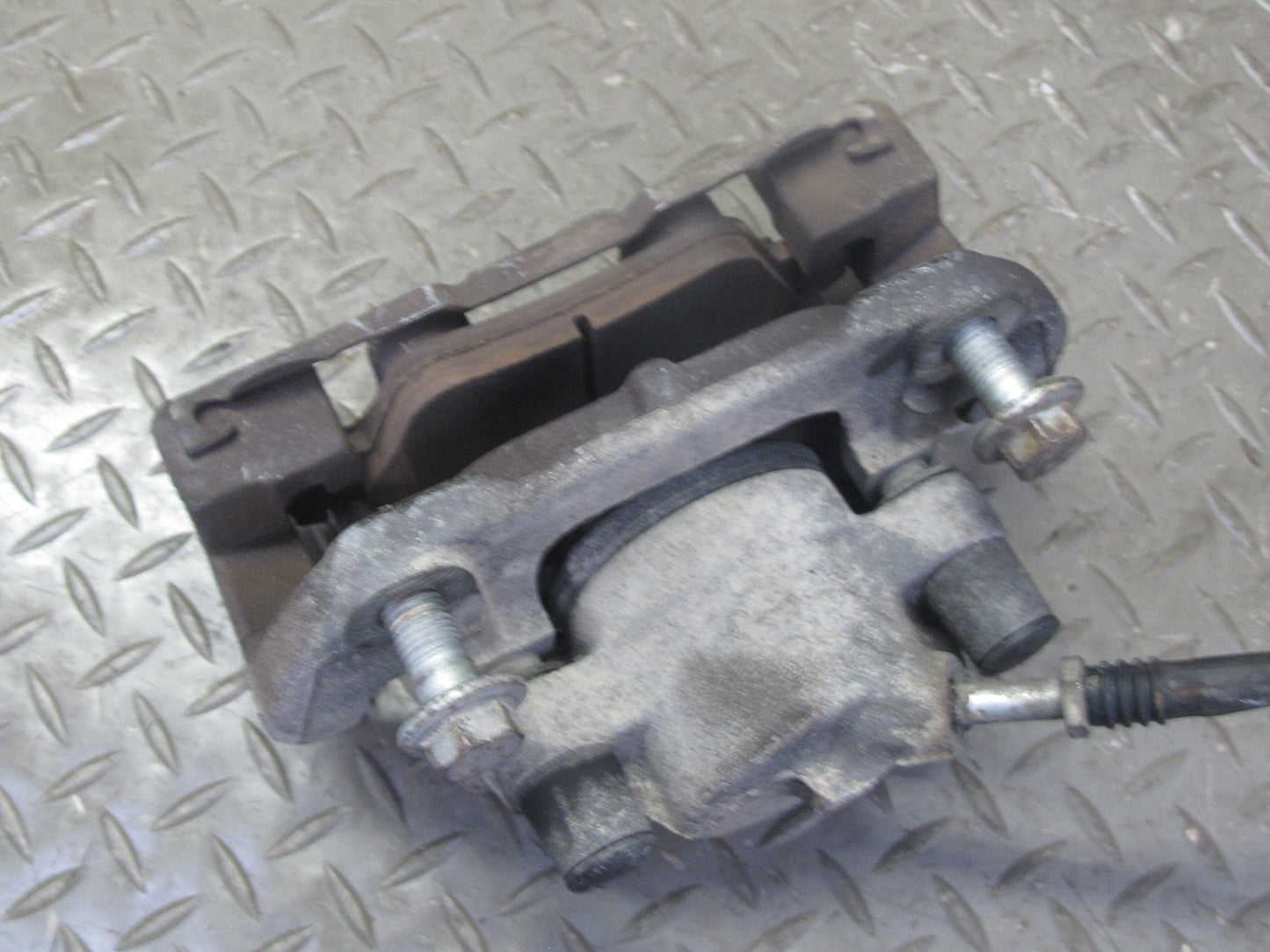 03-08 BMW E85 Z4 RWD Set of 2 Front Left & Right Brake Caliper 96K Miles OEM