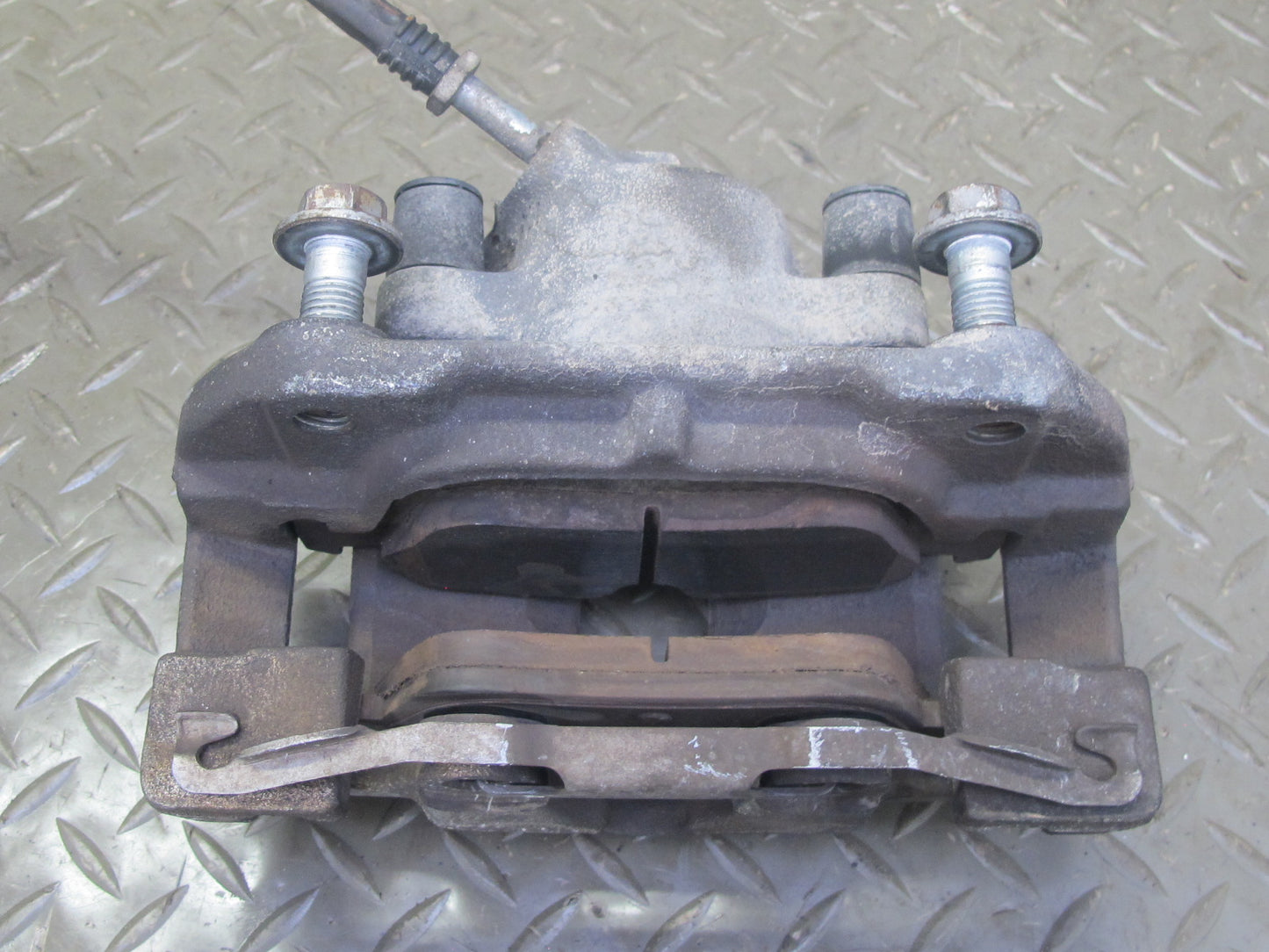 03-08 BMW E85 Z4 RWD Set of 2 Front Left & Right Brake Caliper 96K Miles OEM