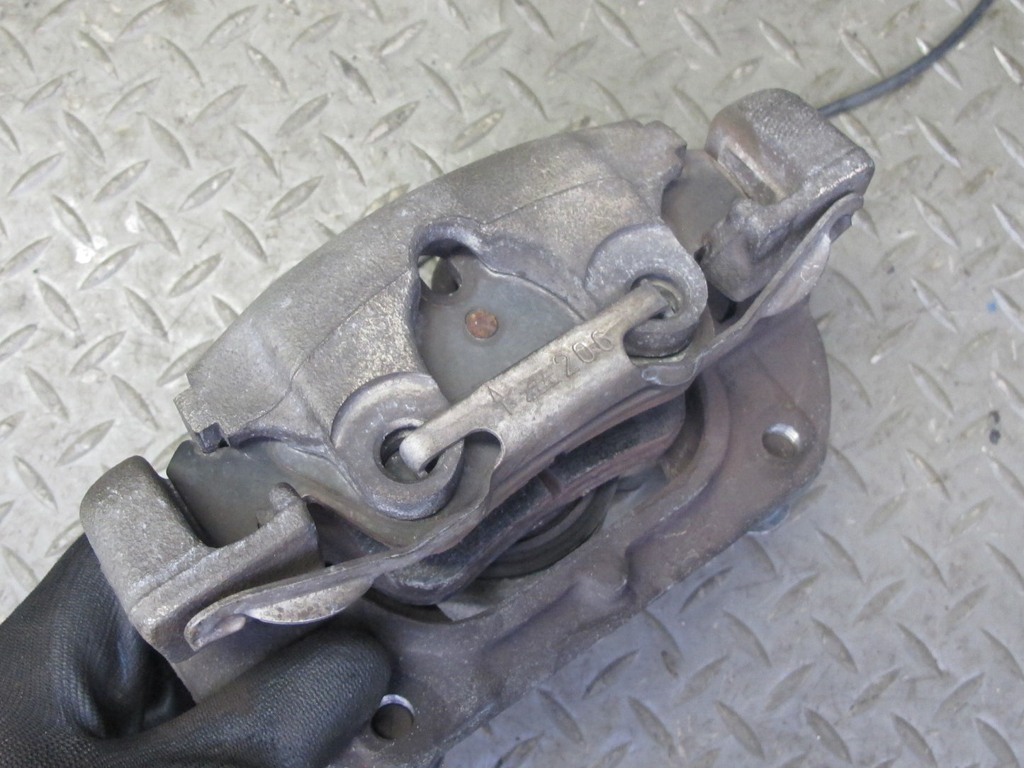 03-08 BMW E85 Z4 RWD Set of 2 Front Left & Right Brake Caliper 96K Miles OEM