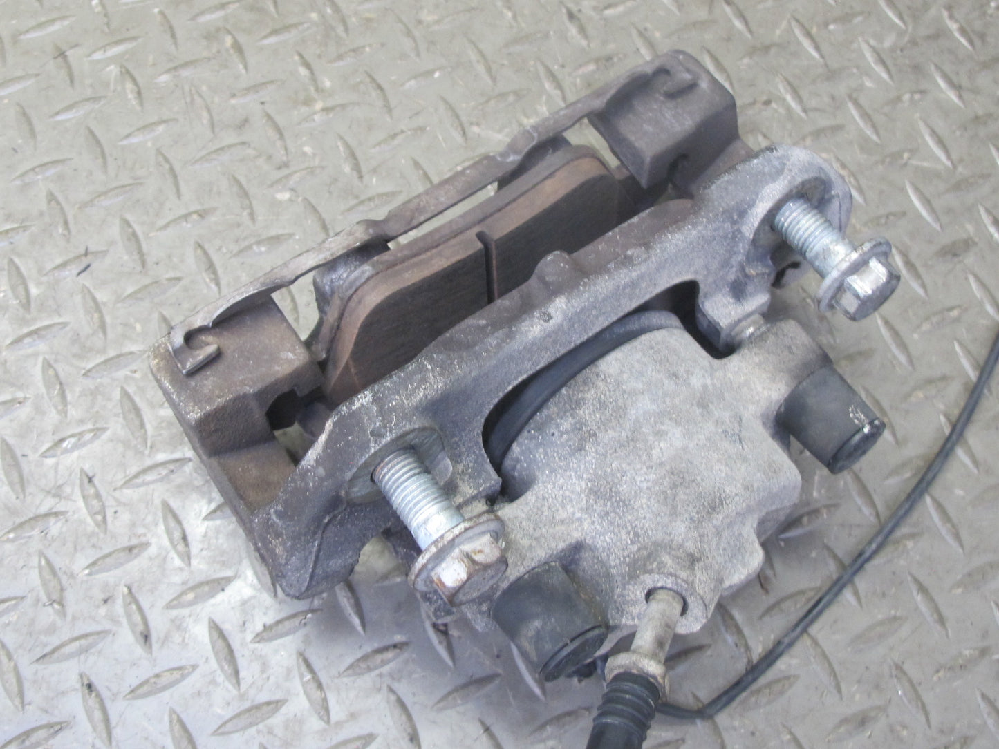 03-08 BMW E85 Z4 RWD Set of 2 Front Left & Right Brake Caliper 96K Miles OEM