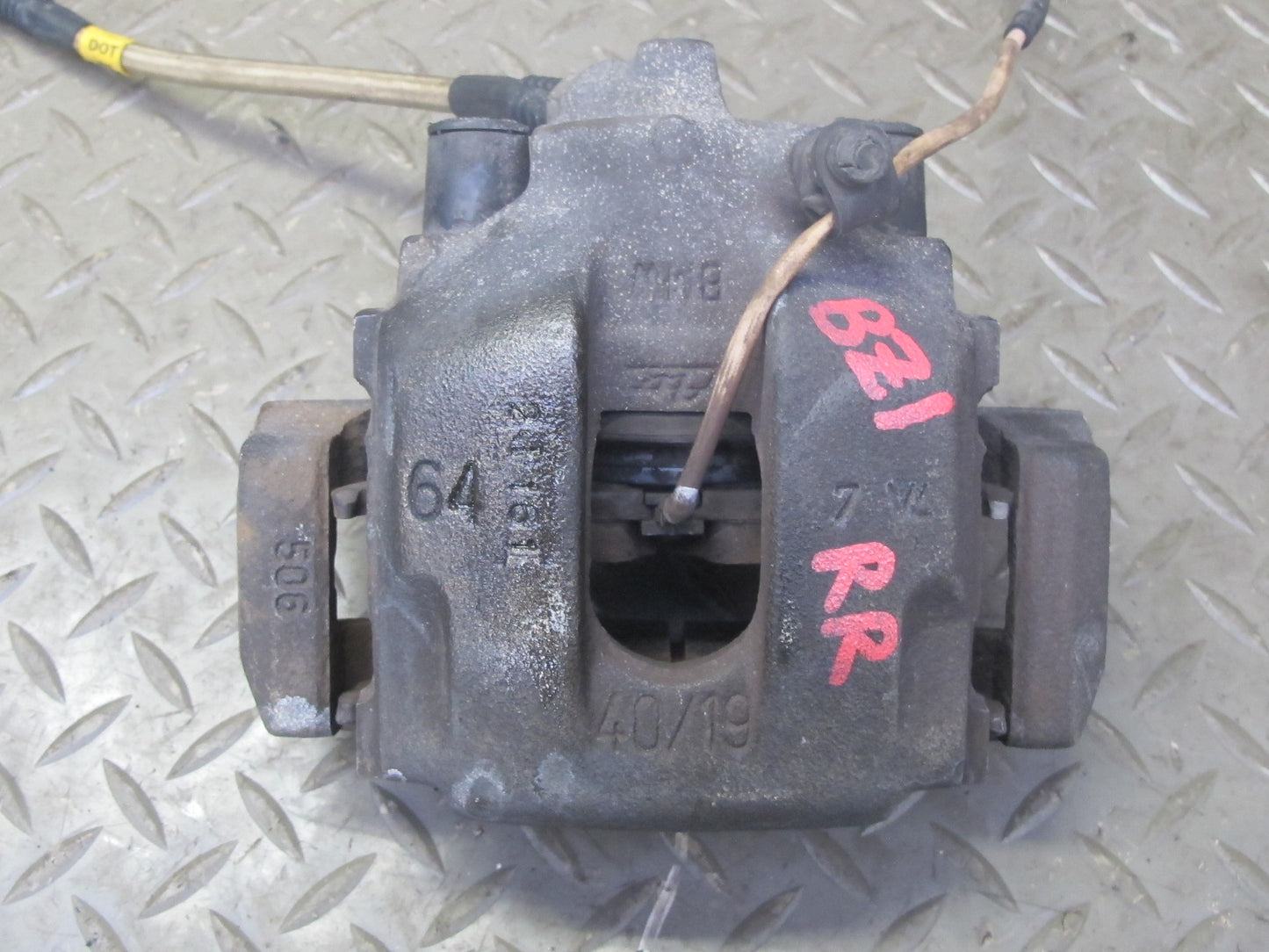 03-08 BMW E86 E85 Z4 3.0L RWD Set of 2 Rear Left & Right Brake Caliper 96K OEM