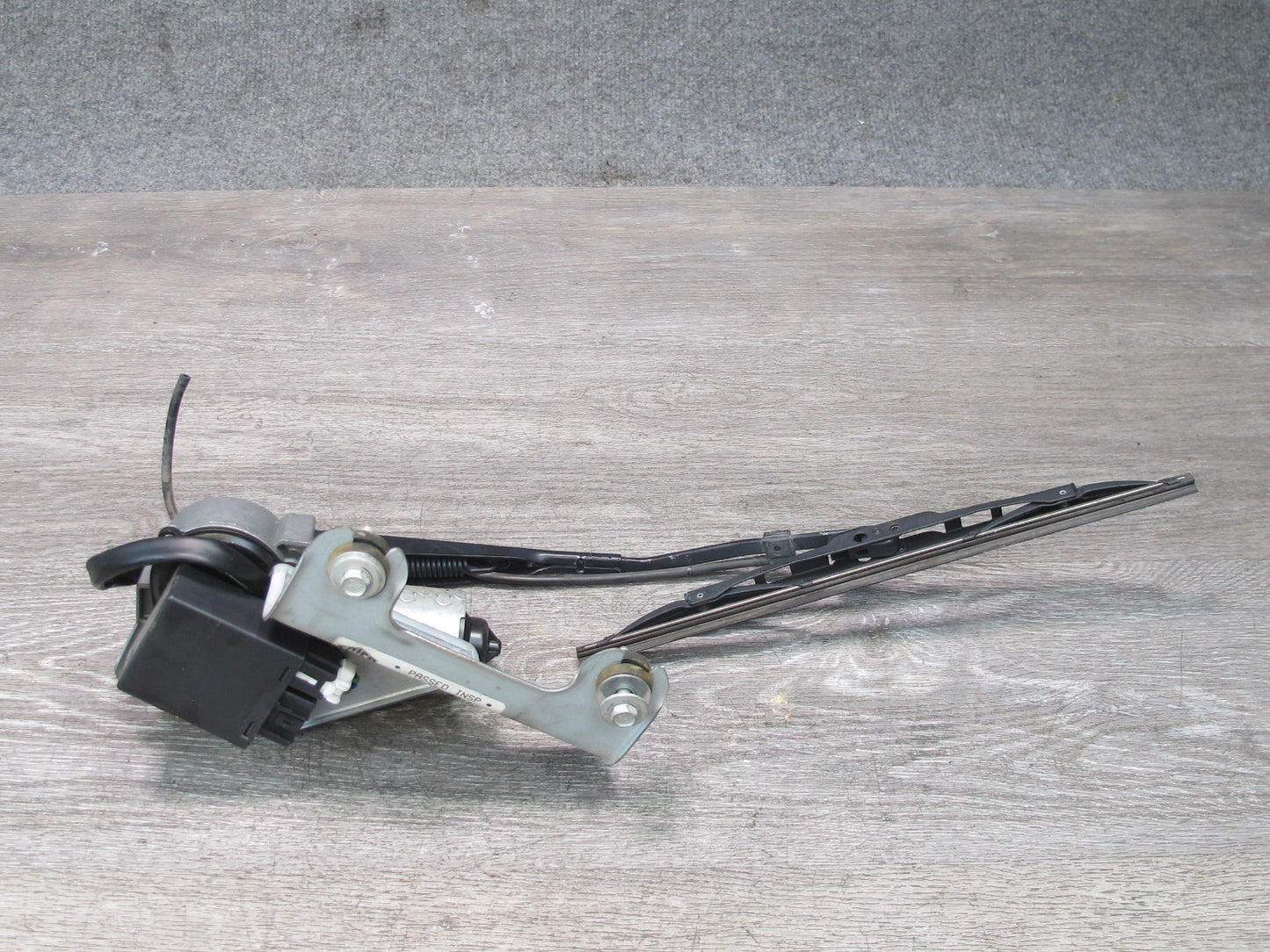 2003-2007 Hummer H2 Rear Tailgate Windshield Wiper Motor w Arm 15284509 OEM