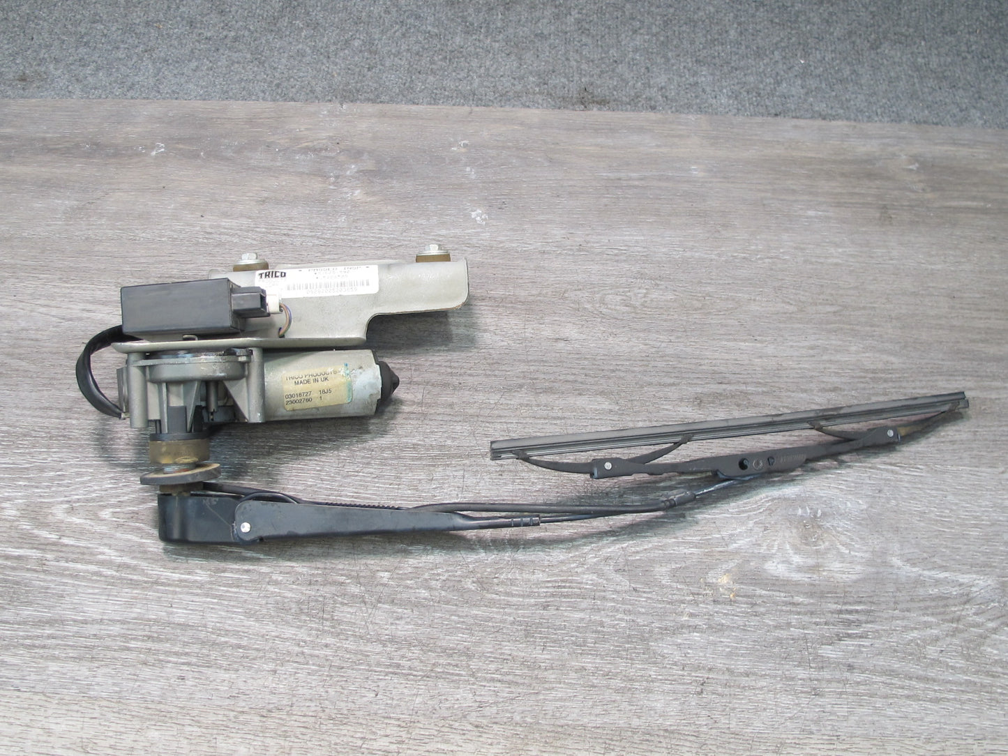 2003-2007 Hummer H2 Rear Tailgate Windshield Wiper Motor w Arm 15284509 OEM