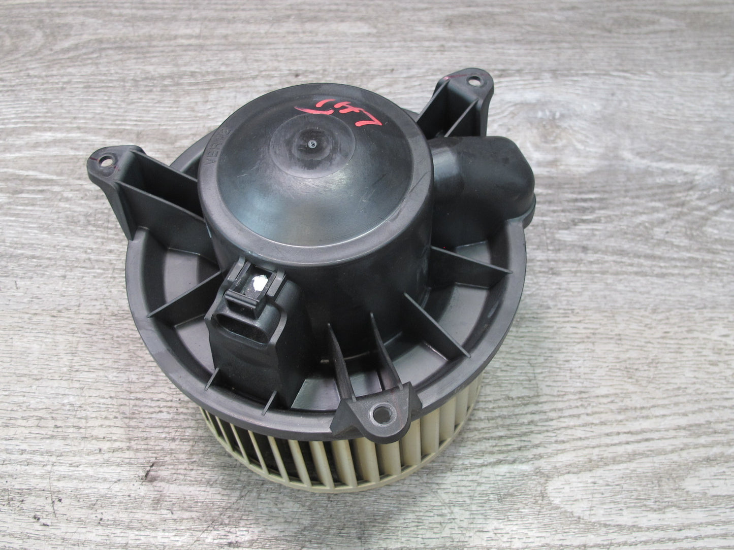 2003-2007 Hummer H2 A/C Heater Blower Motor Fan