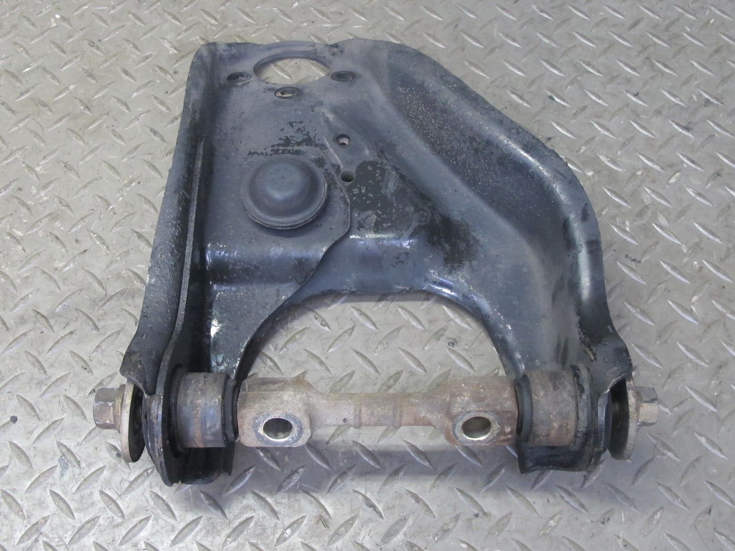 99-01 Isuzu Vehicross Front Left Suspension Upper Control Arm OEM