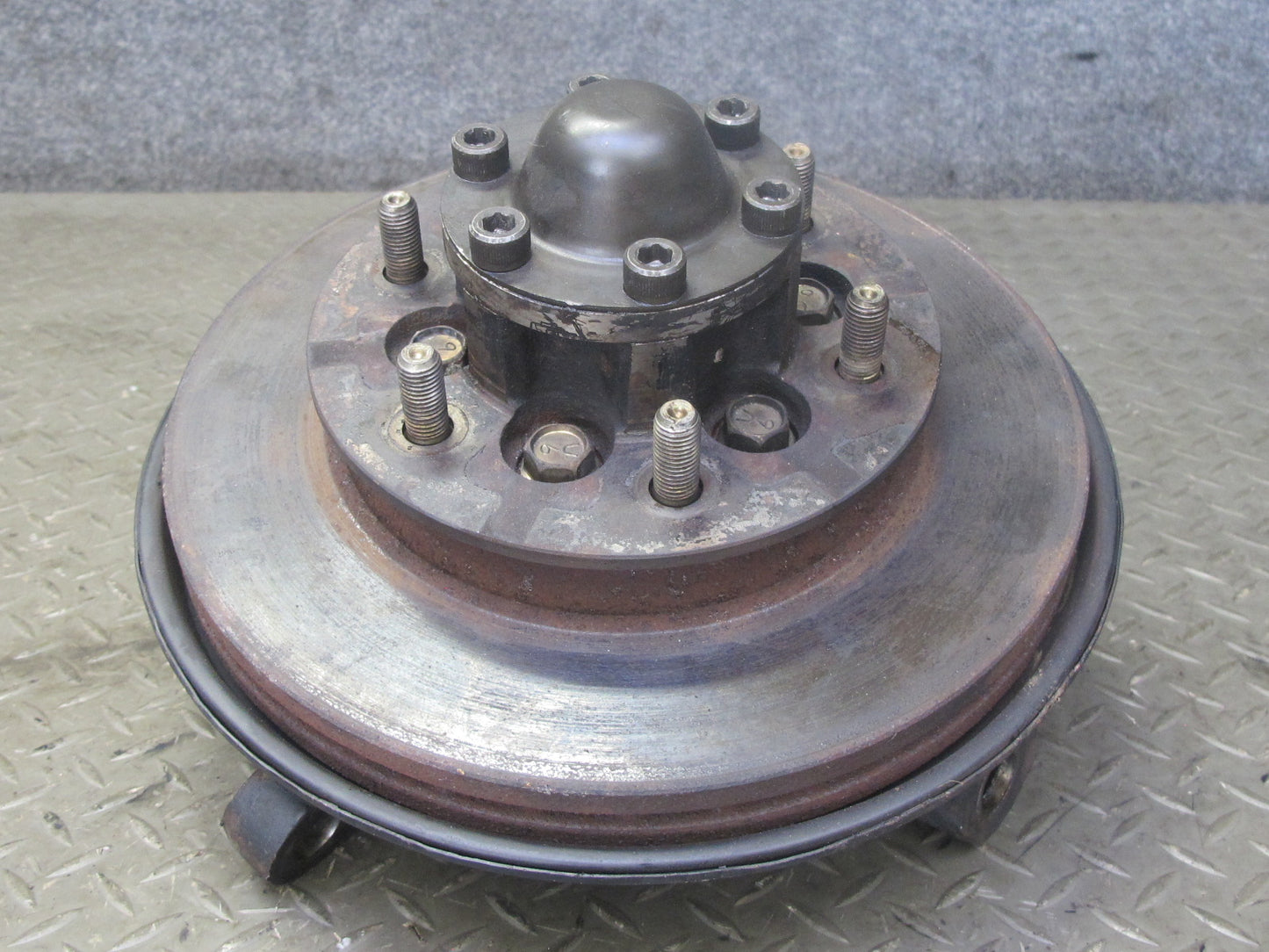 99-01 Isuzu Vehicross Front Left Spindle Knuckle Wheel Hub w Brake Rotor OEM