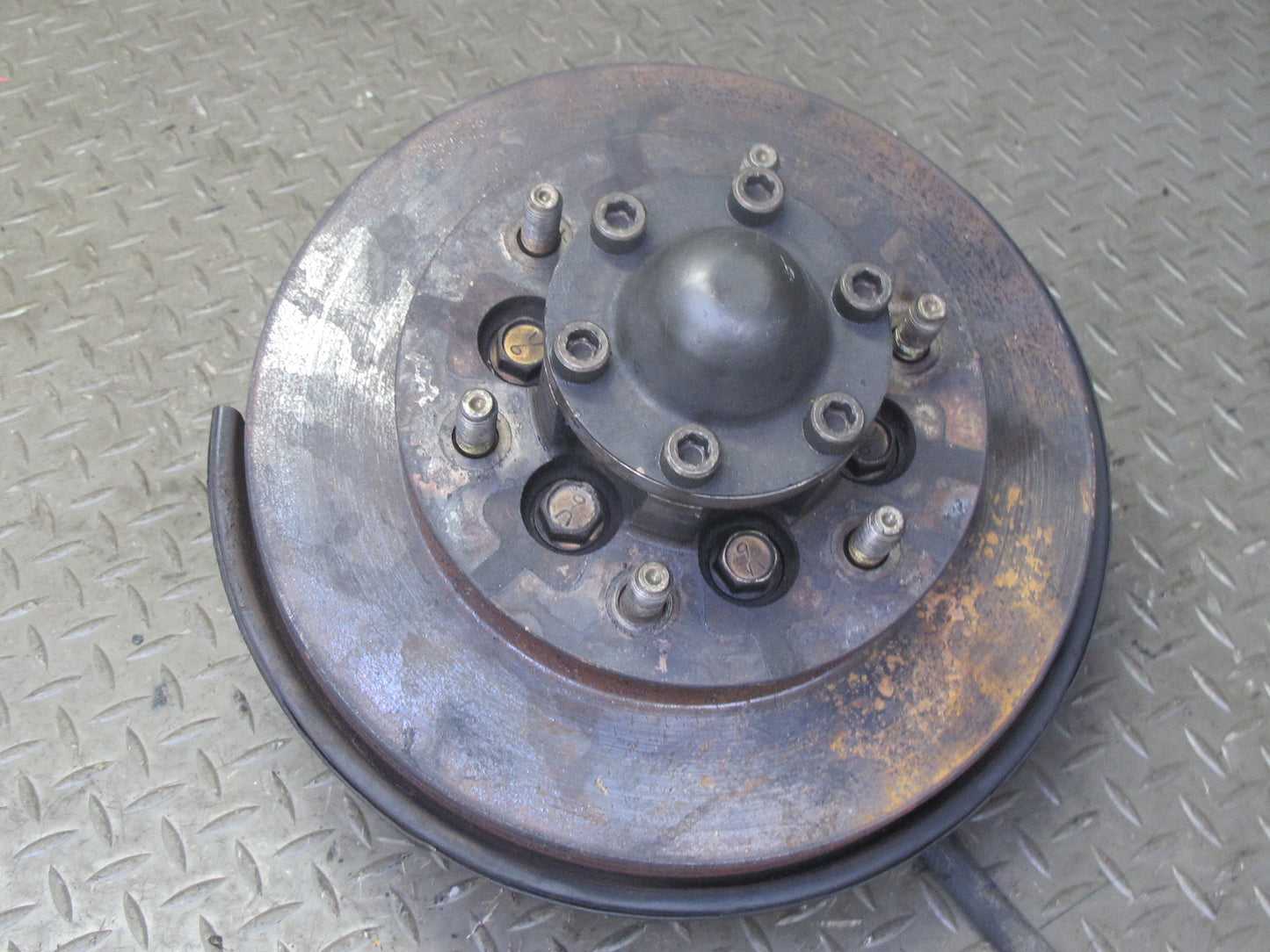 99-01 Isuzu Vehicross Front Right Spindle Knuckle Wheel Hub w Brake Rotor OEM