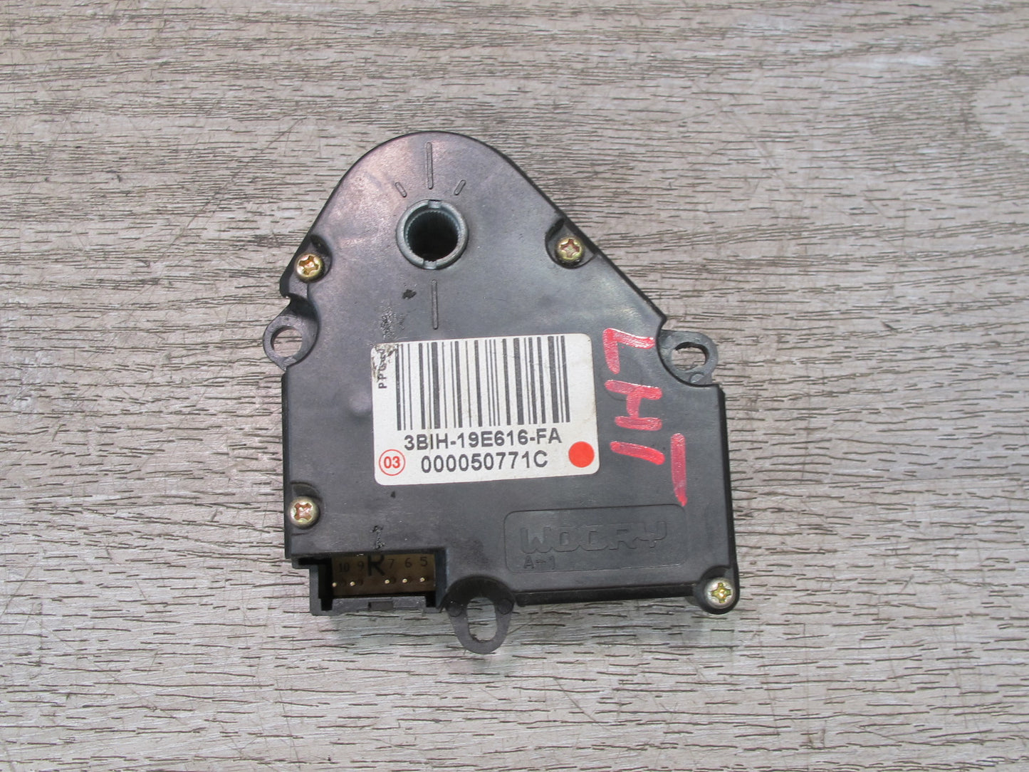 2003-2009 Hummer H2 Hvac A/C Air Heater Door Flap Actuator Motor Set