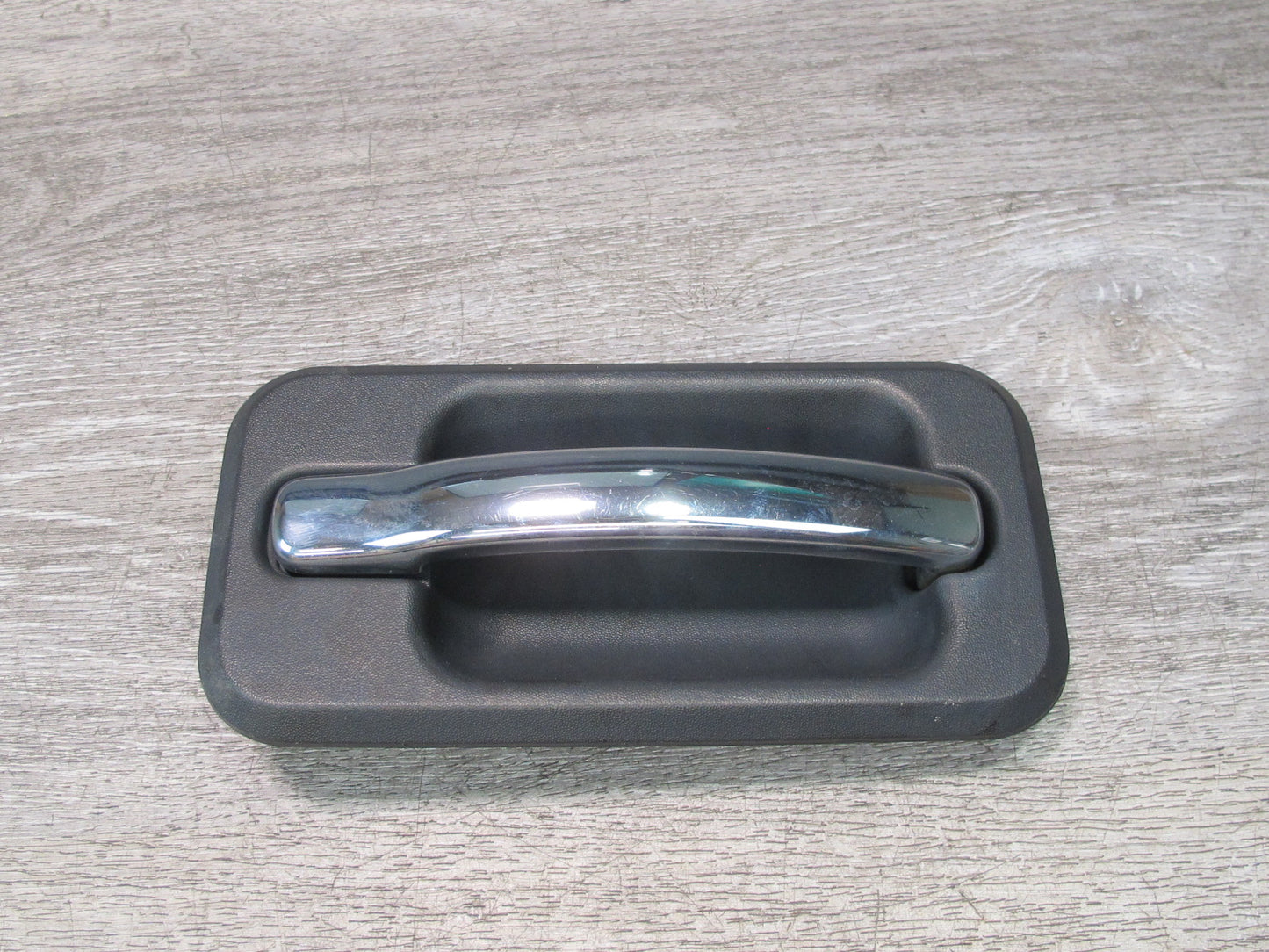 2003-2009 Hummer H2 Rear Right Passenger Door Exterior Handle 15104795
