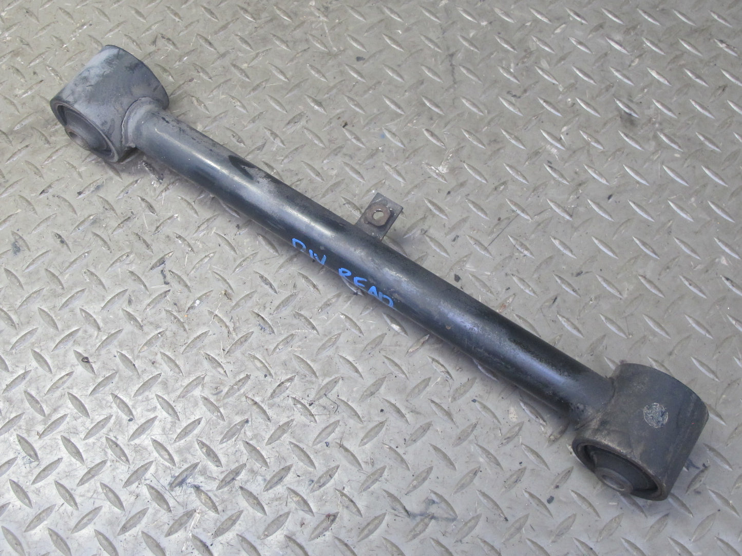 99-01 Isuzu Vehicross Rear Center Link Upper Control Arm OEM