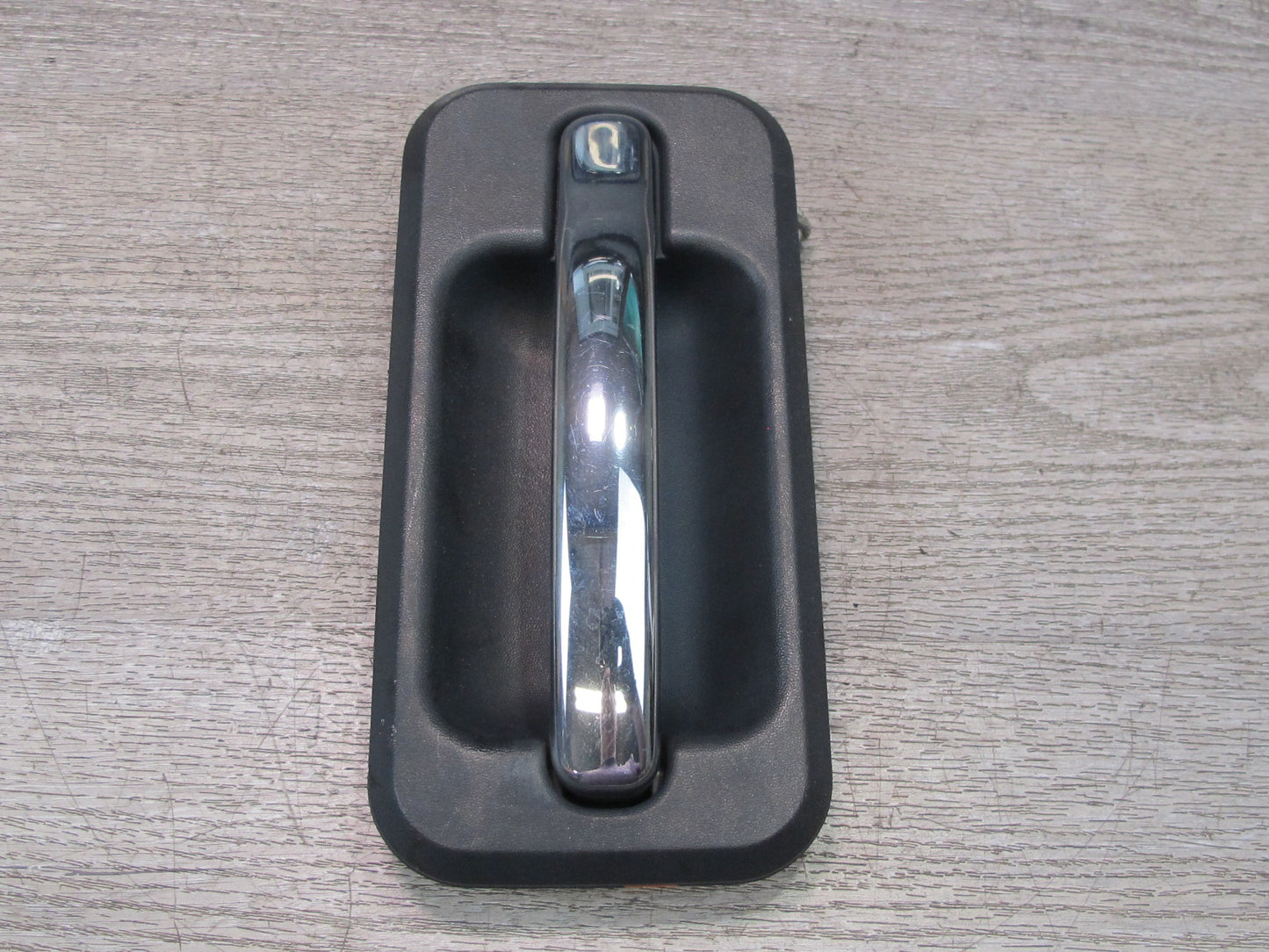 2003-2009 Hummer H2 Rear Right Passenger Door Exterior Handle 15104795