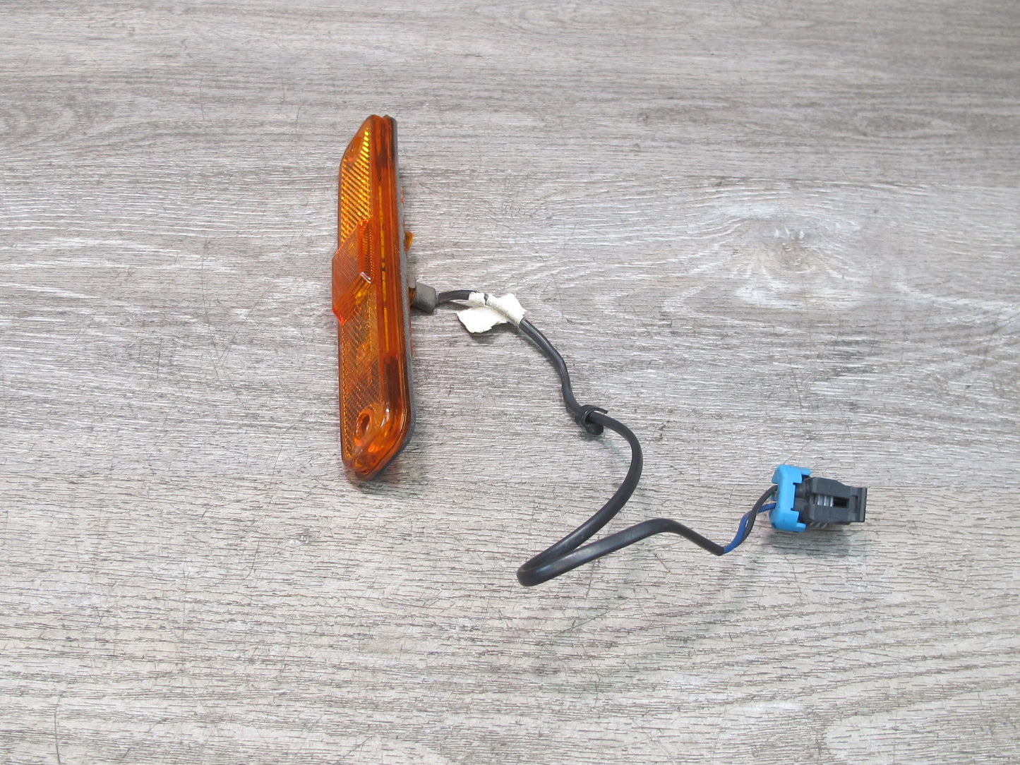 2003-2009 Hummer H2 Front Left & Right Side Marker Lamp Light Set