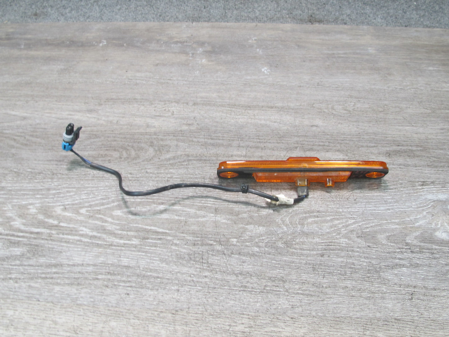 2003-2009 Hummer H2 Front Left & Right Side Marker Lamp Light Set