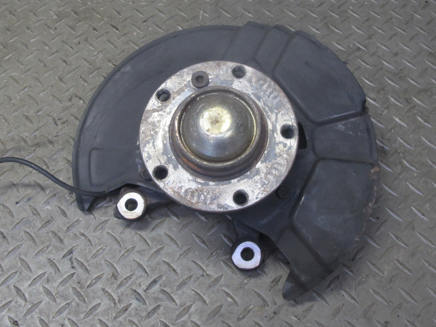 94-99 BMW E36 325iC 328iC Front Right Spindle Knuckle Wheel Hub Bearing OEM