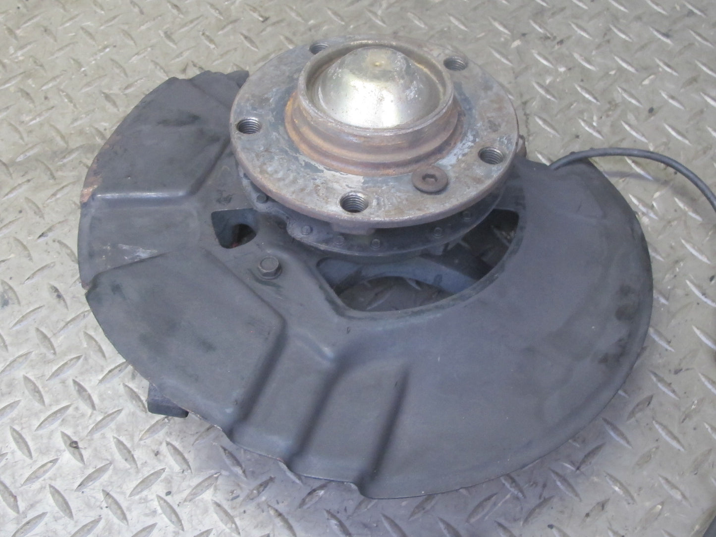 94-99 BMW E36 325iC 328iC Front Right Spindle Knuckle Wheel Hub Bearing OEM