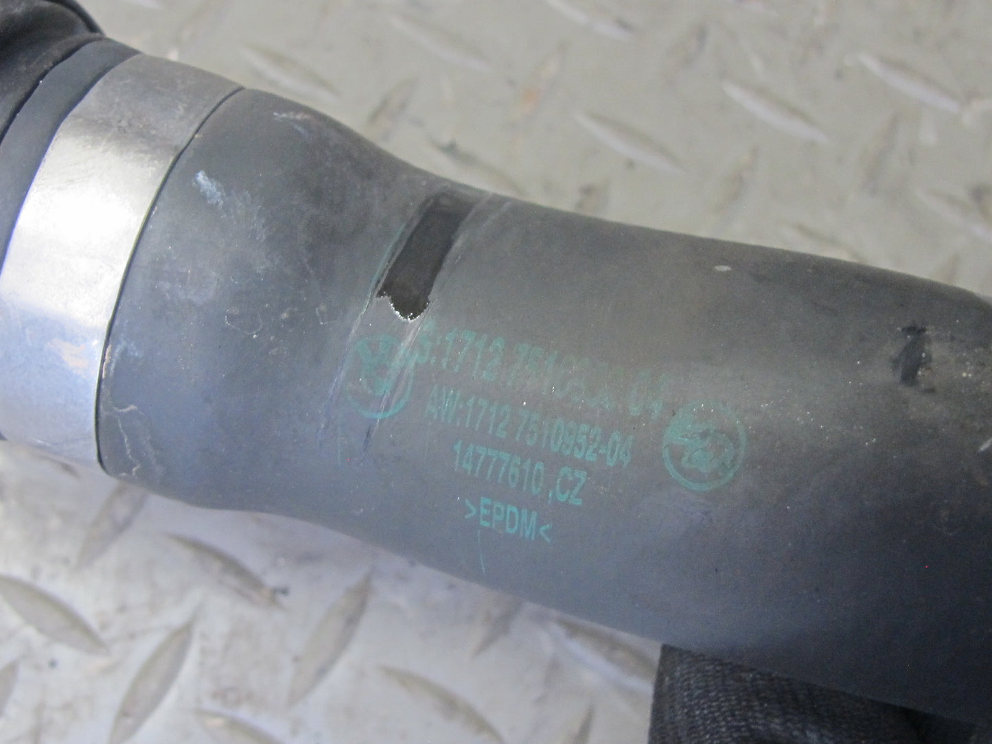 01-06 BMW E46 330i 330Ci M54 Engine Cooling Water Valve Hose Pipe Tube Set OEM