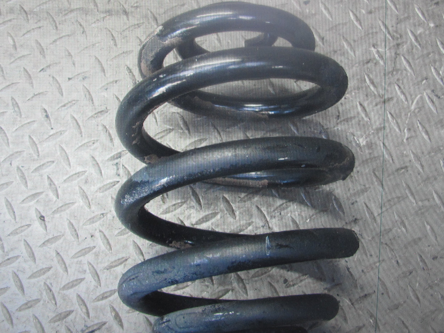 99-03 VW Eurovan T4 Camper Set of 2 Rear Left & Right Coil Spring w Bushing OEM