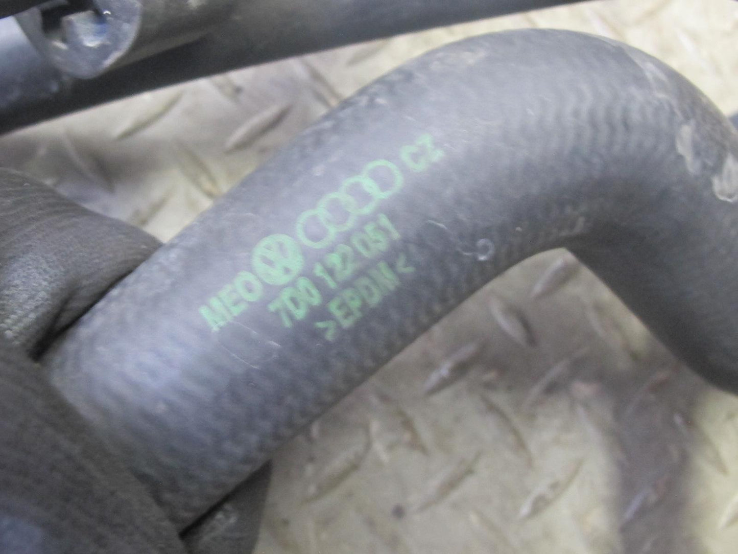 01-03 VW Eurovan T4 2.8L Engine Coolant Hose Pipe Line Set OEM