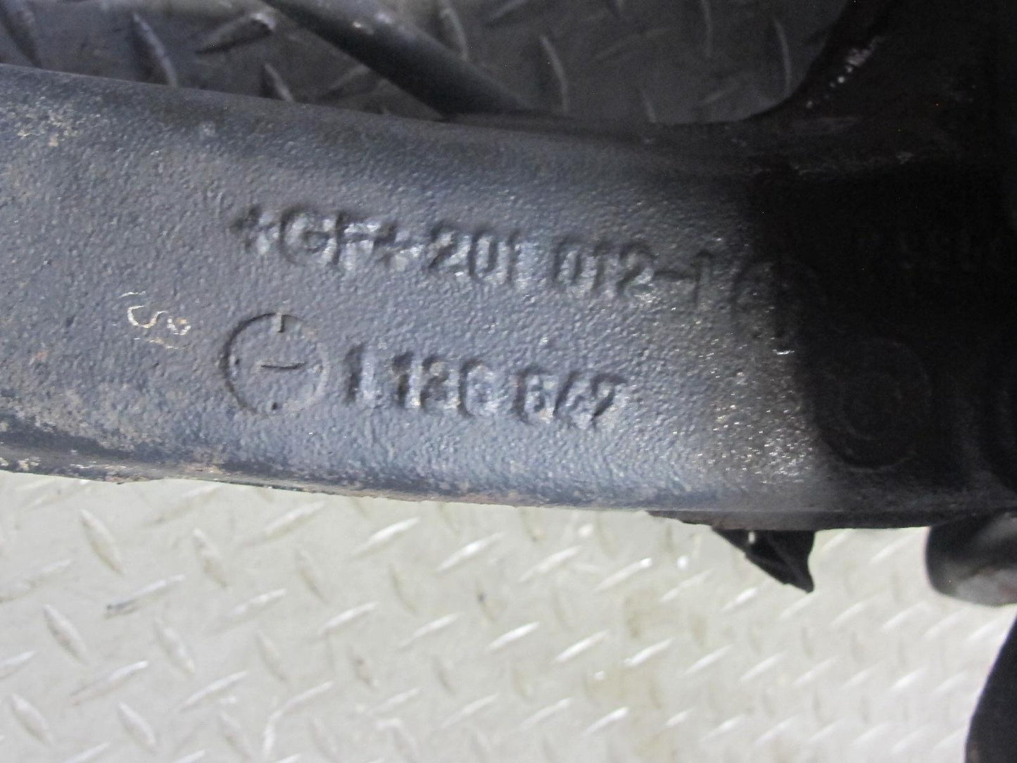 96-97 BMW E36 328iC Convertible RWD Rear Left Trailing Arm Knuckle Wheel Hub OEM