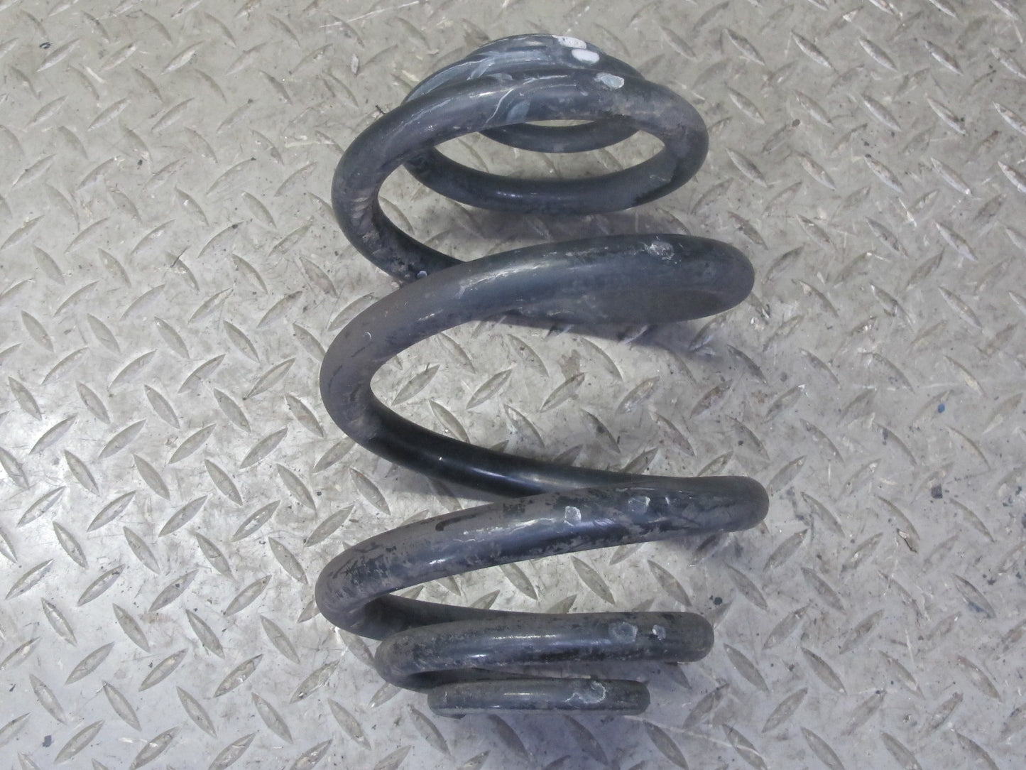 01-06 BMW E46 330Ci ZHP Coupe Set of 2 Rear Left & Right Sport Coil Spring OEM
