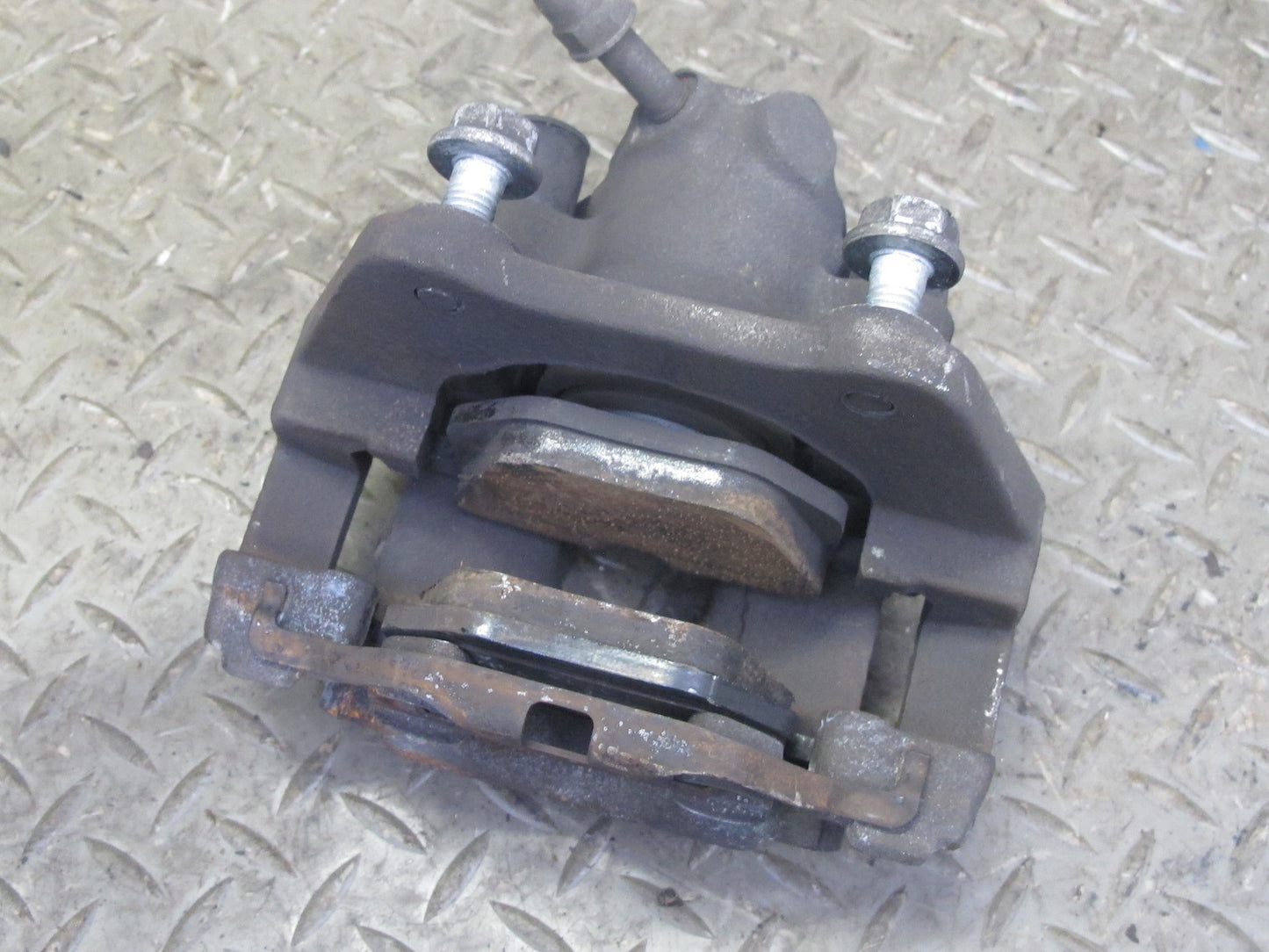 01-06 BMW E46 330i 330Ci RWD Set of 2 Rear Left & Right Brake Caliper OEM