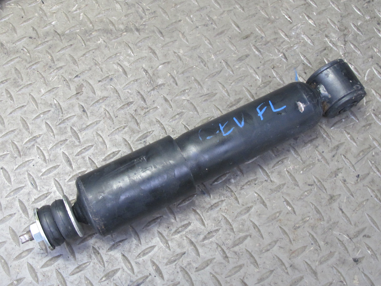 01-03 VW Eurovan T4 Camper Front Left & Right Strut Shock Absorber