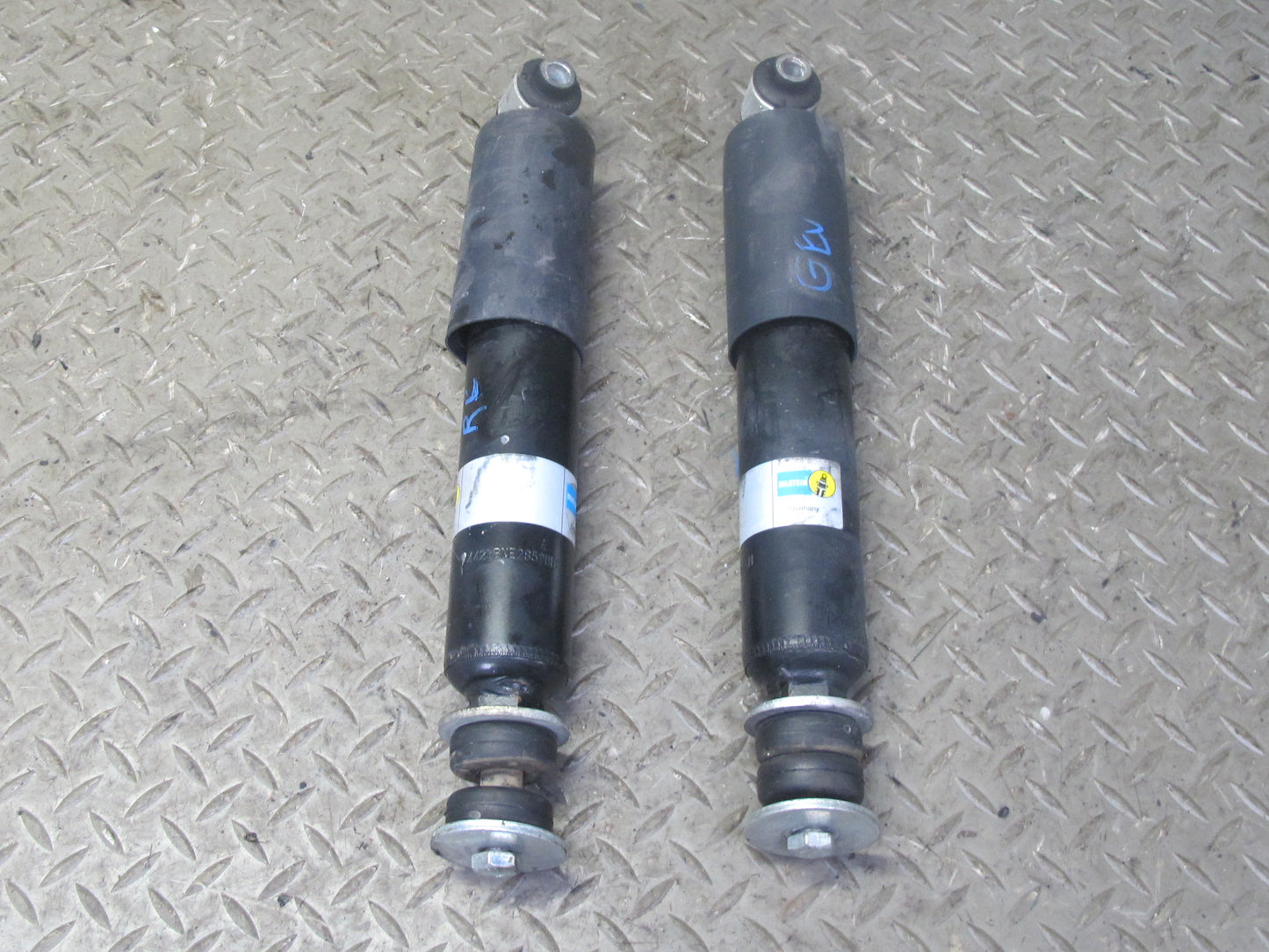 01-03 VW Eurovan T4 Camper Bilstein Rear Left & Right Strut Shock Absorber Set