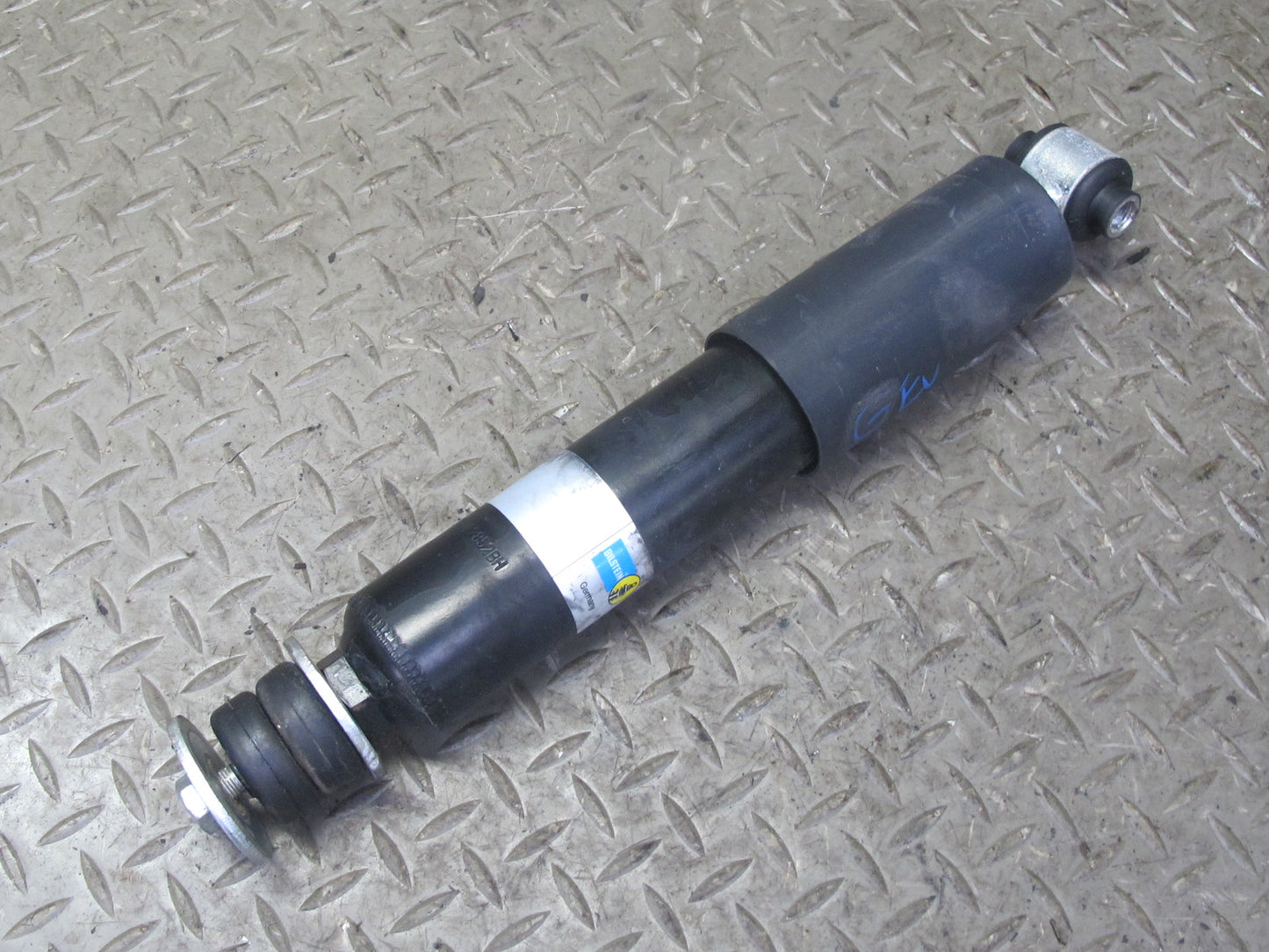 01-03 VW Eurovan T4 Camper Bilstein Rear Left & Right Strut Shock Absorber Set