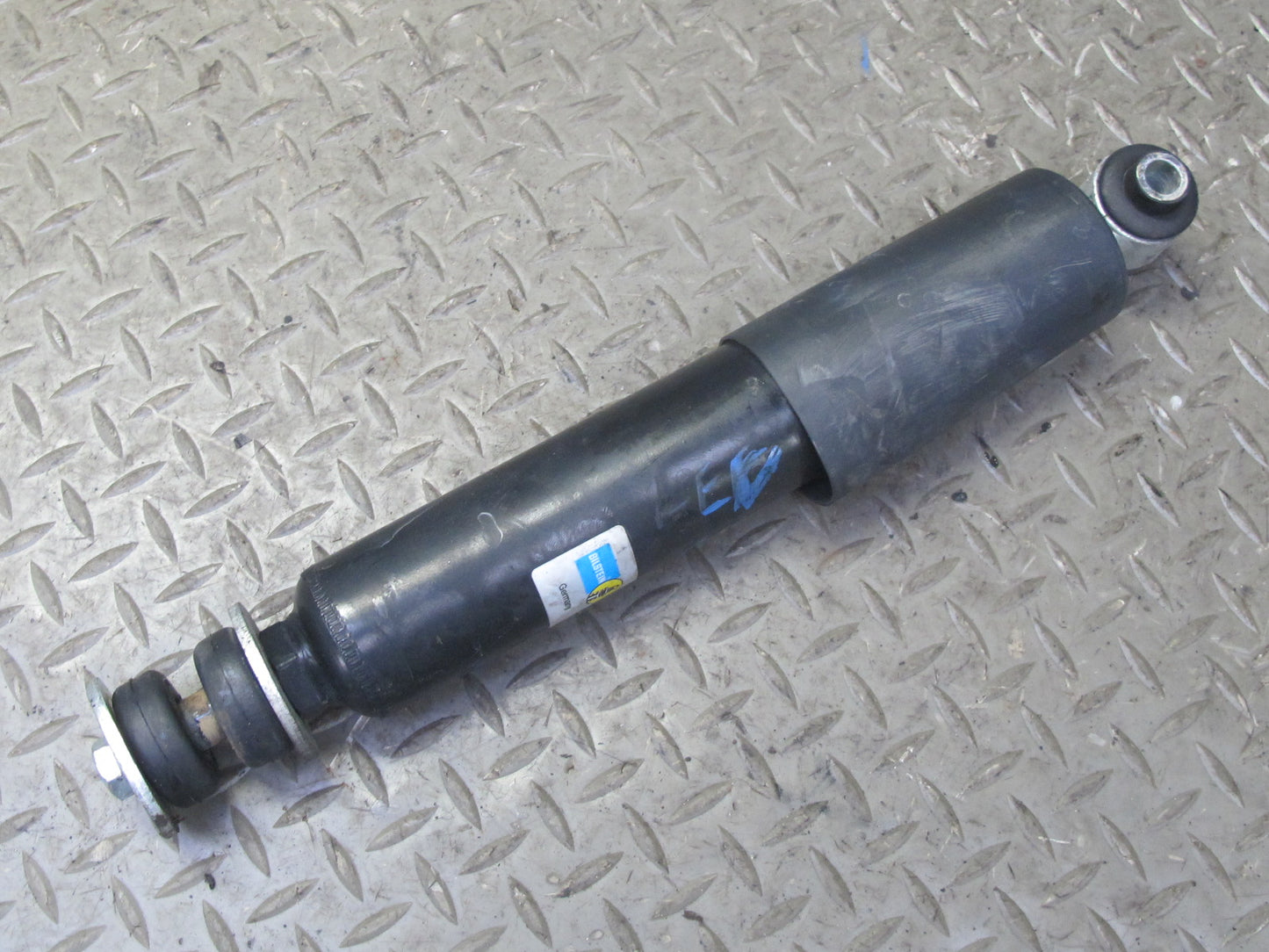 01-03 VW Eurovan T4 Camper Bilstein Rear Left & Right Strut Shock Absorber Set