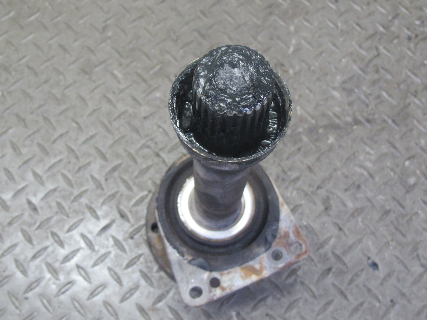 99-03 VW Eurovan T4 2.8L Transmission Right Flange Shaft 77K Mile 01P409356A OEM