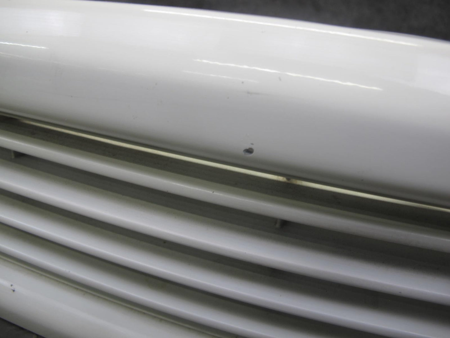 97-03 VW Eurovan T4 Front Radiator Center Lower Grille Arctic White OEM