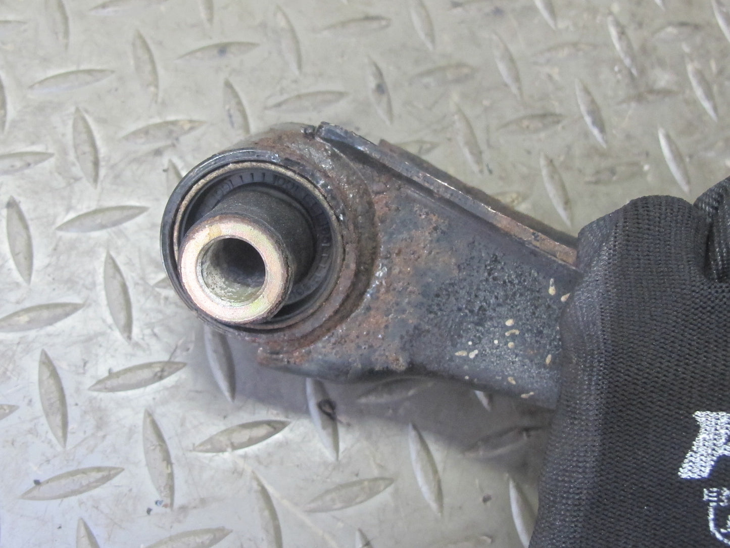 94-99 BMW E36 325iC 328iC Set of 2 Rear Right Upper & Lower Control Arm OEM