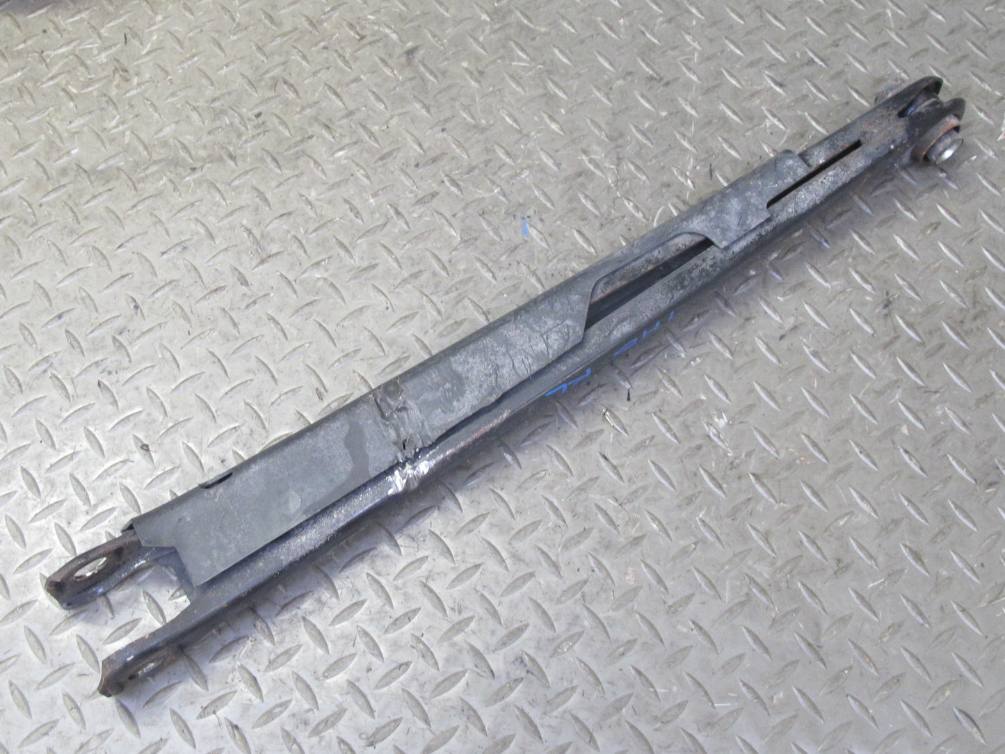 94-99 BMW E36 325iC 328iC Set of 2 Rear Left Upper & Lower Control Arm OEM