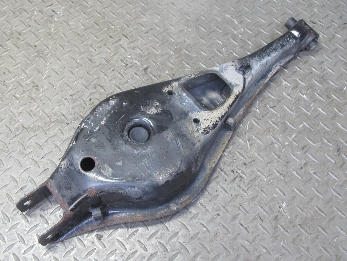 94-99 BMW E36 325iC 328iC Set of 2 Rear Left Upper & Lower Control Arm OEM