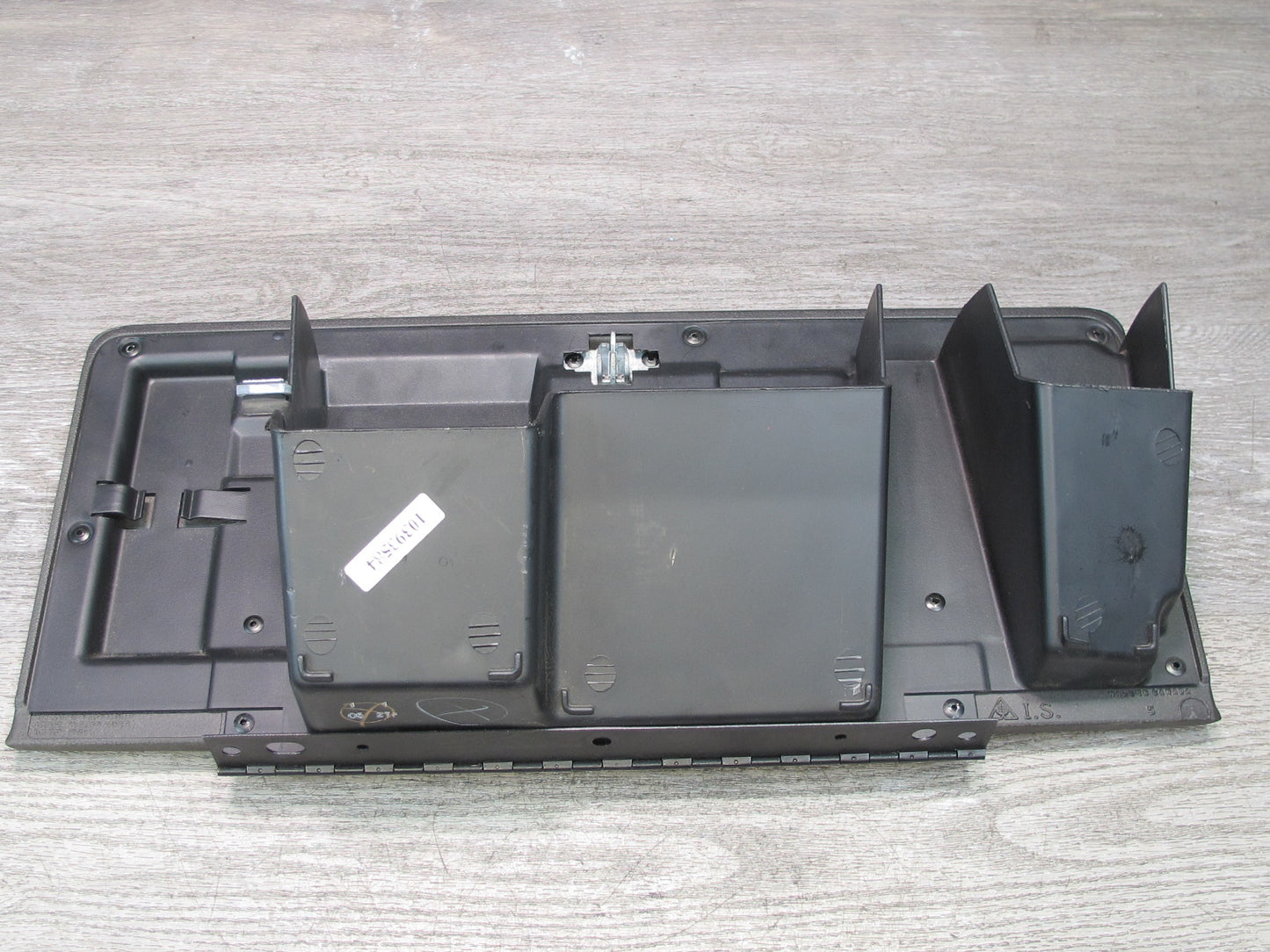 2003-2007 Hummer H2 Dash Front Right Glove Box Compartment Storage 10393584